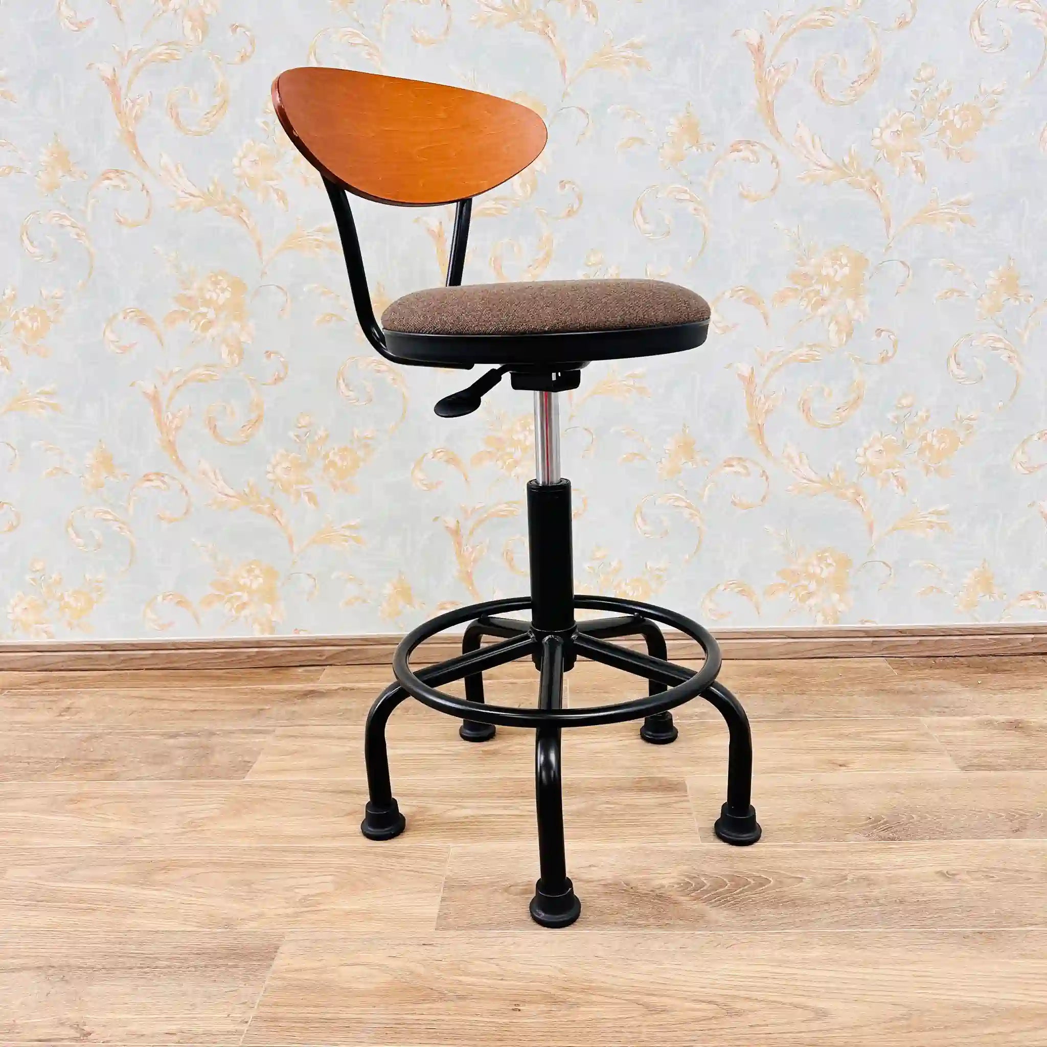 【リユース】 小回りカウンターチェア