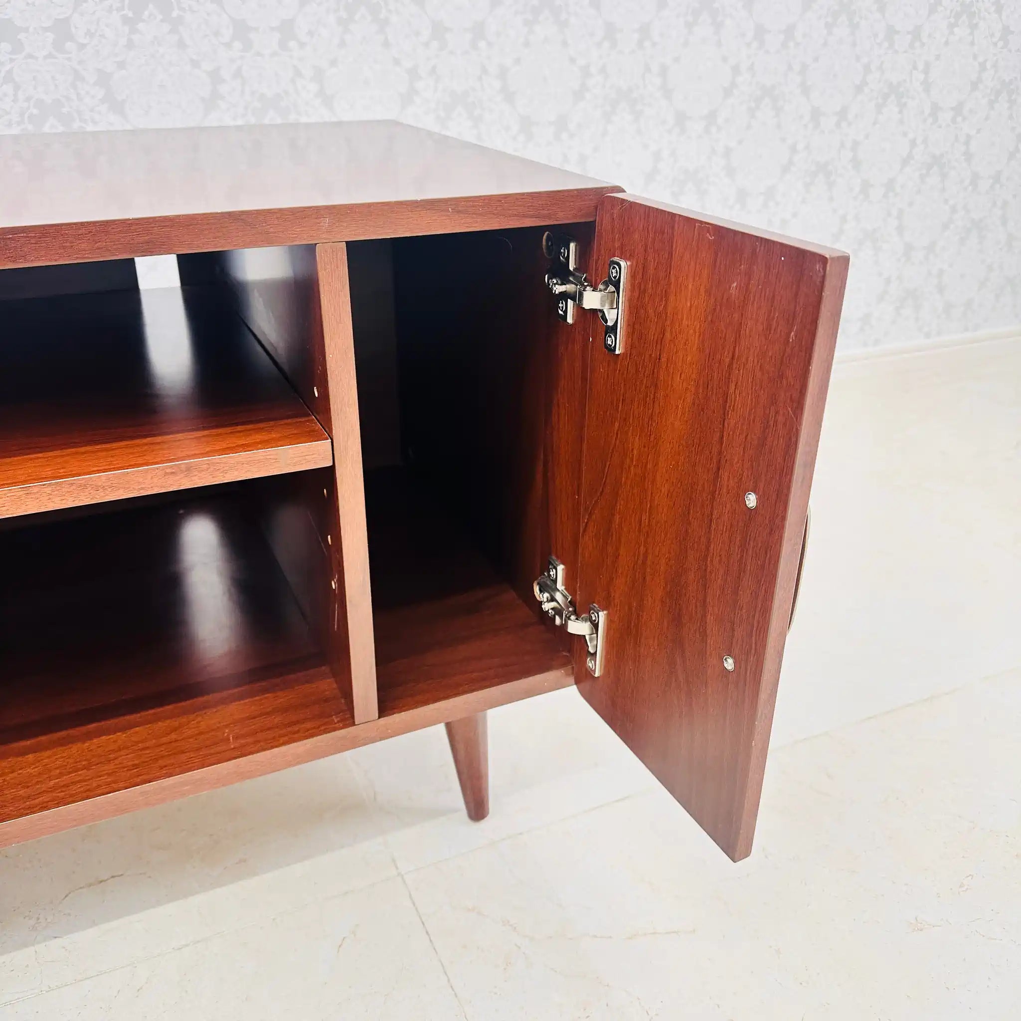 【リユース】 TVボード