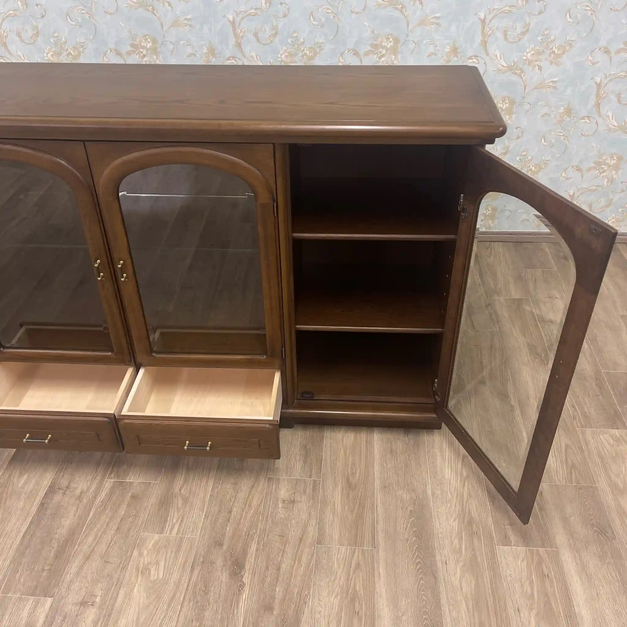 【ビンテージ】サイドボード カリモク家具 / コロニアルシリーズ