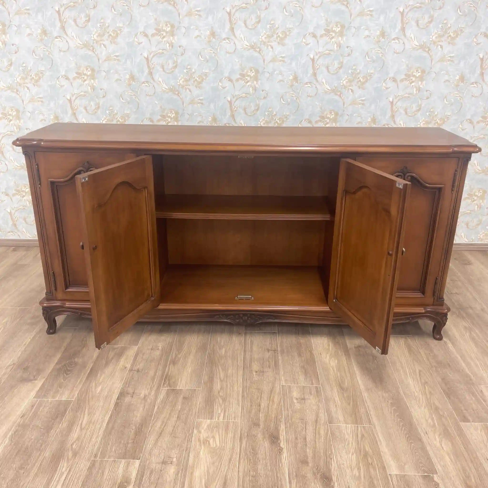 【リユース】 サイドボード / カリモク家具 / LOUISXV