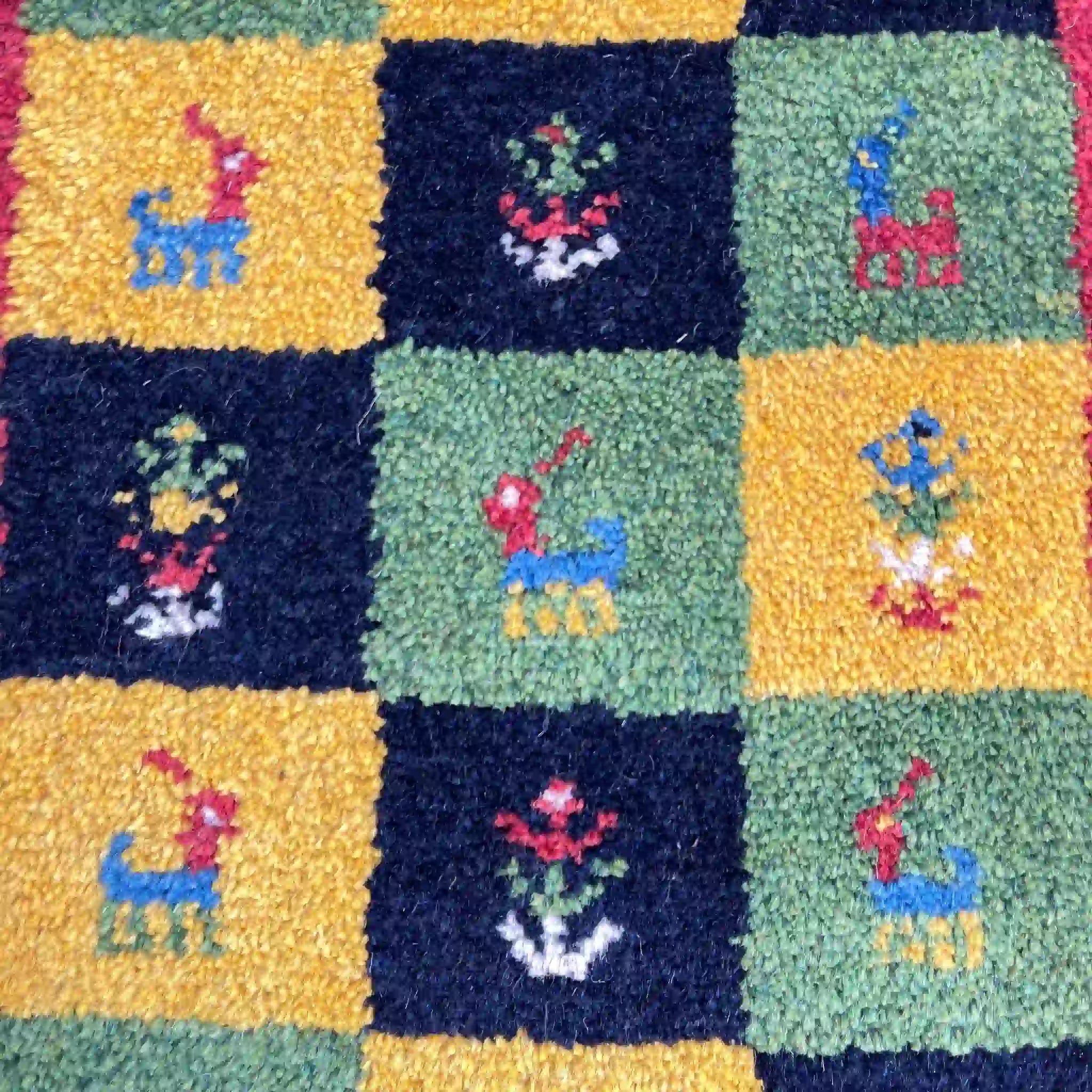 【絨毯/ラグ/ペルシャ絨毯】 ギャッベ 63×45 シラーズ産 ウール 手織り 草木染め