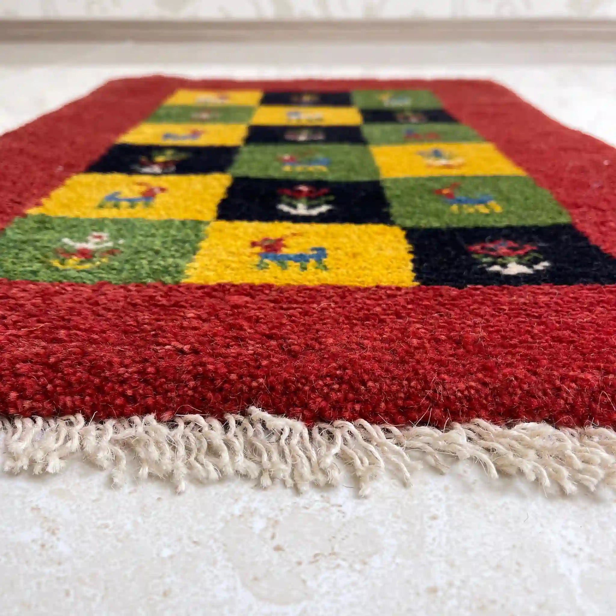 【絨毯/ラグ/ペルシャ絨毯】 ギャッベ 63×45 シラーズ産 ウール 手織り 草木染め
