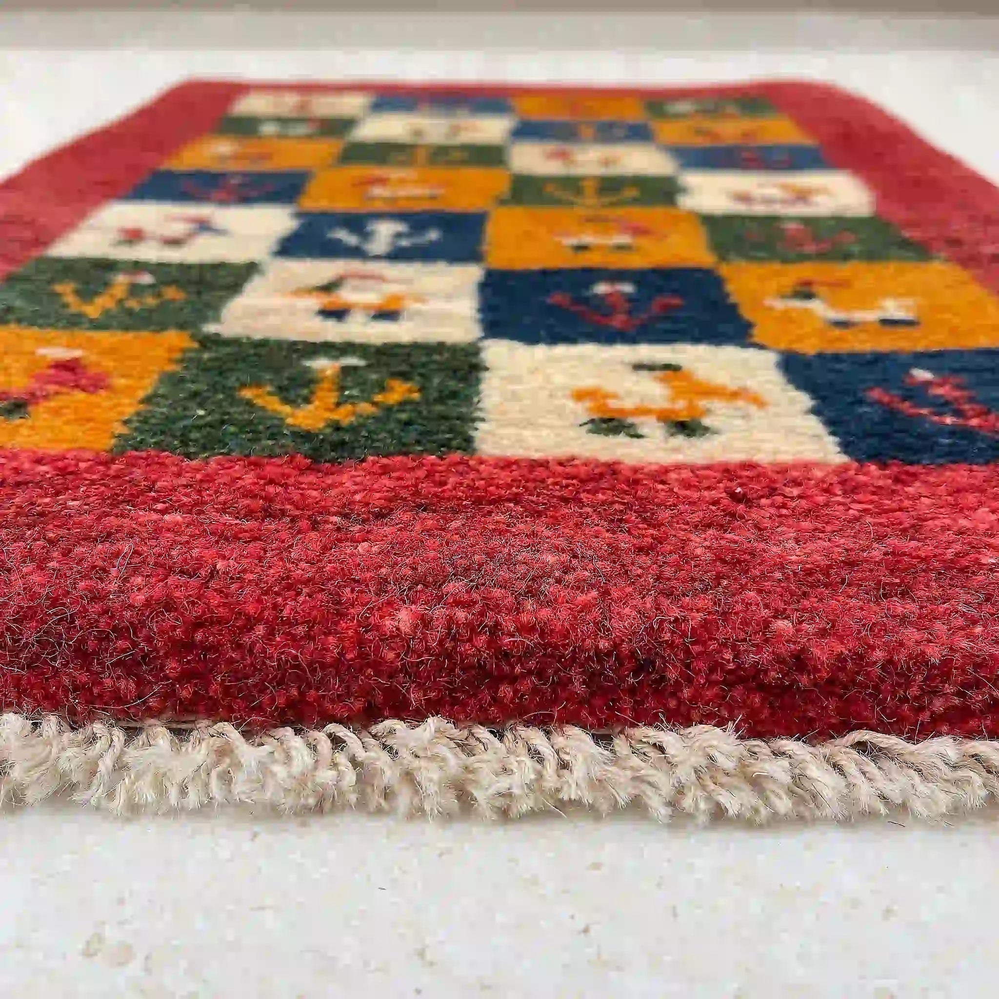 【絨毯/ラグ/ペルシャ絨毯】 ギャッベ 61×43 シラーズ産 ウール ヤラメ 手織り 草木染め