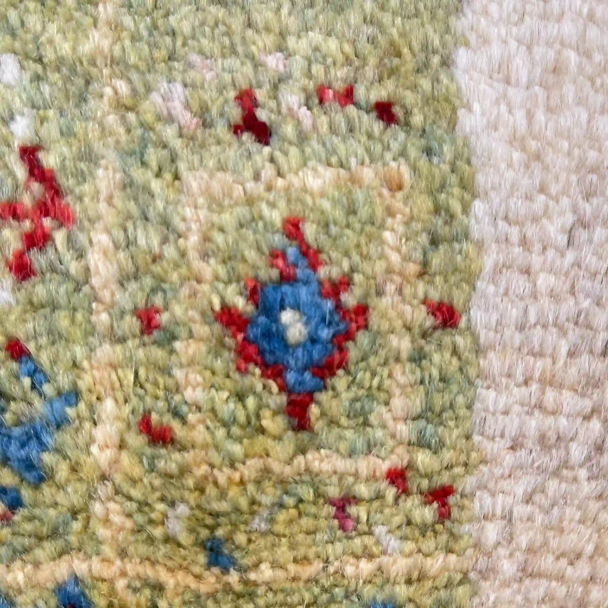 【絨毯/ラグ/ペルシャ絨毯】 ギャッベ 123×44 シラーズ産 / ウールイラン / ヤラメ / 手織り / 草木染め