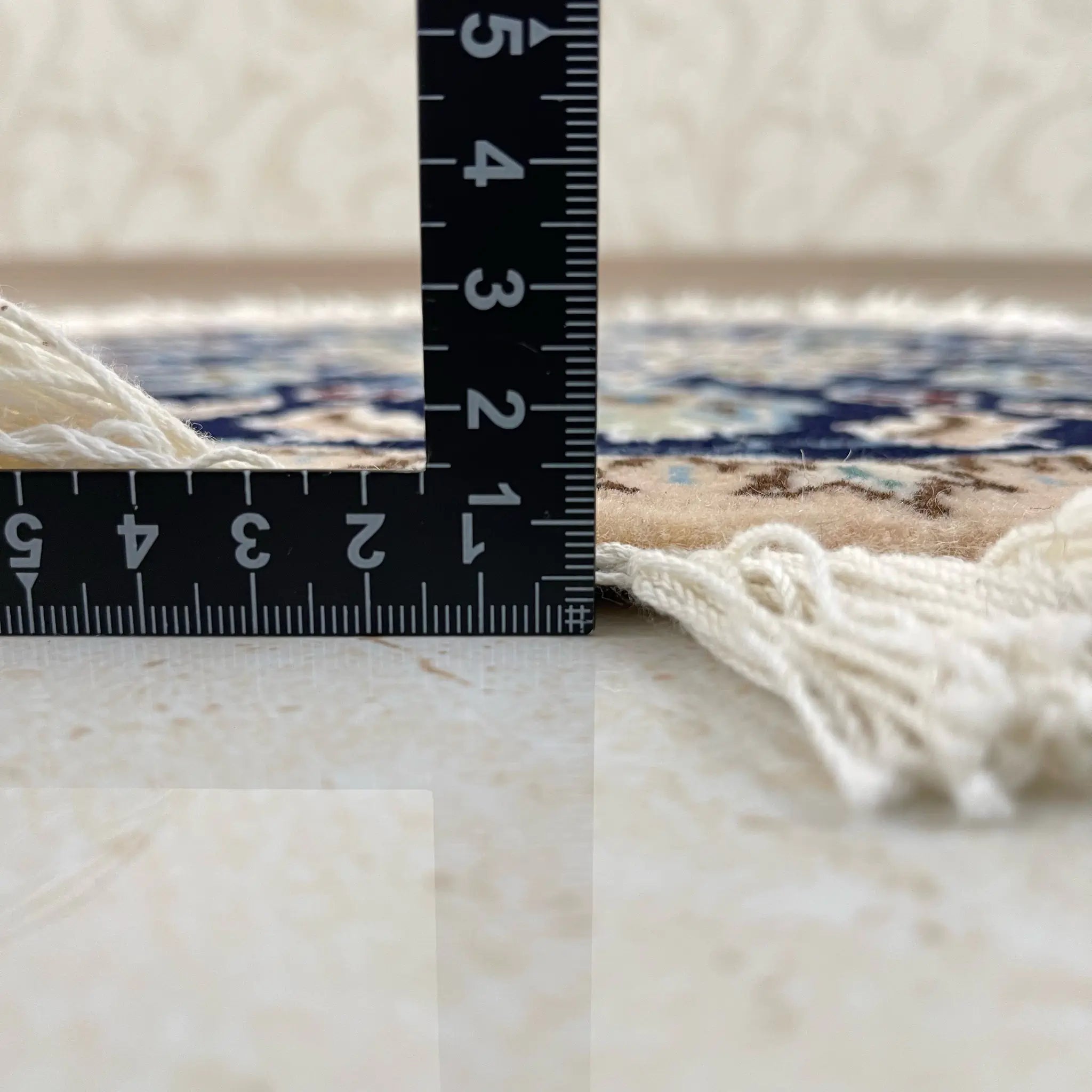【絨毯/ラグ/ペルシャ絨毯】 ギャッベ 43×43 ナイン産 / ウールイラン / 手織り / 草木染め