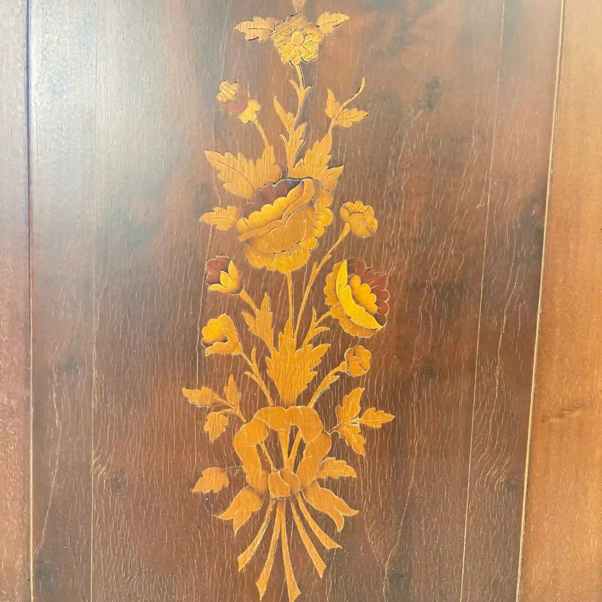 【リユース】リビングボード アンティーク調 18世紀スタイル