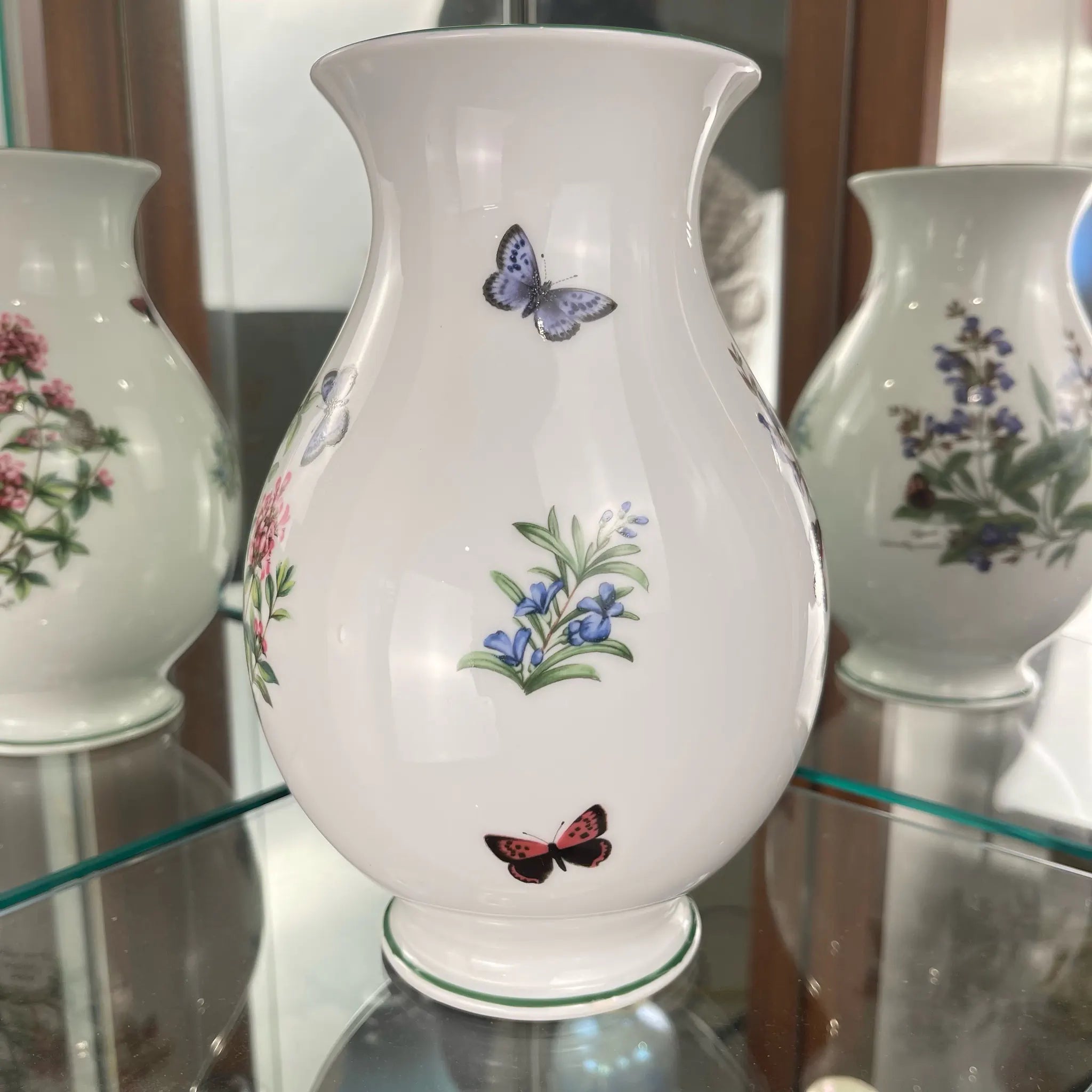Antique Flower Vase Royal Worcester / Worcester Herbs, Directly Imported from the UK