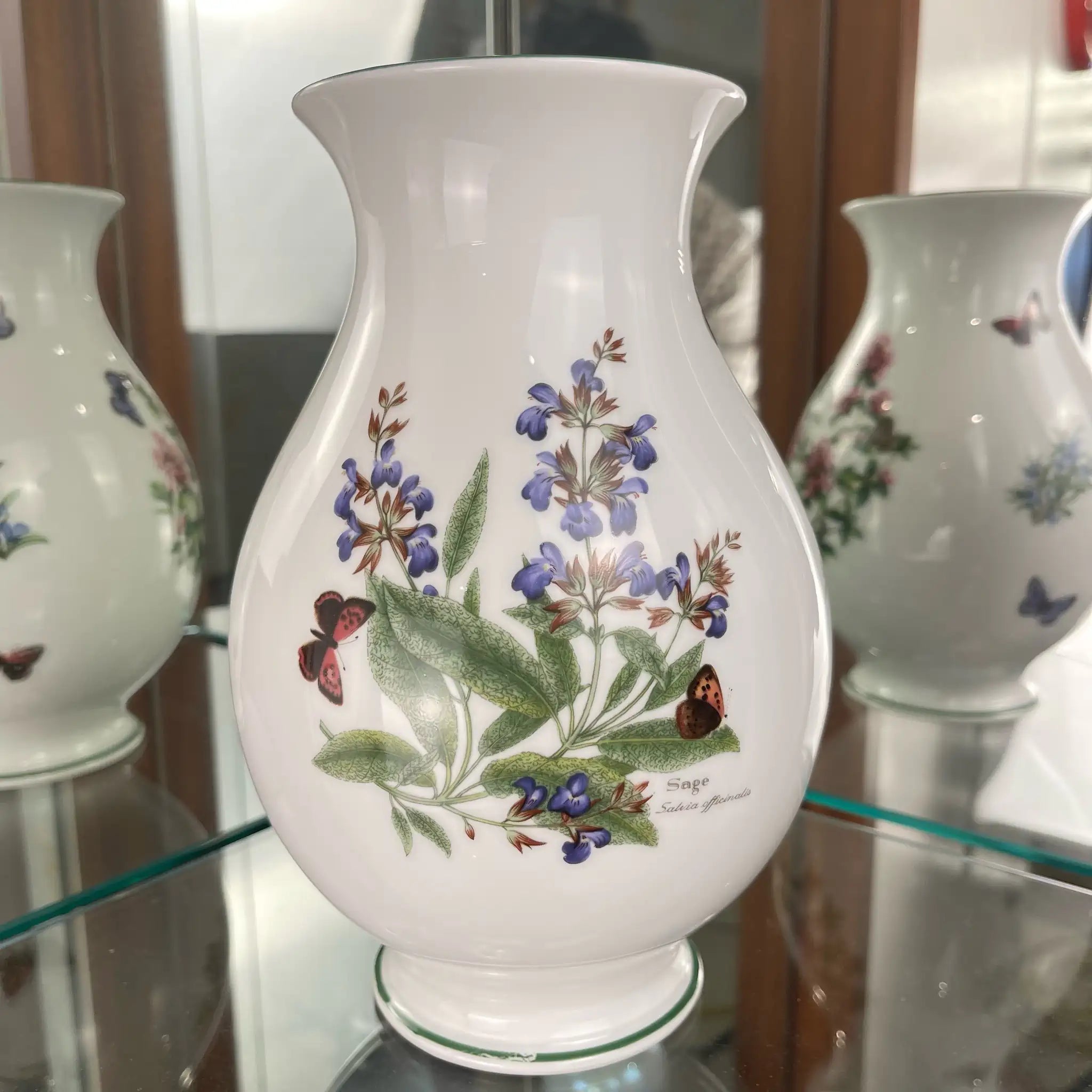 Antique Flower Vase Royal Worcester / Worcester Herbs, Directly Imported from the UK