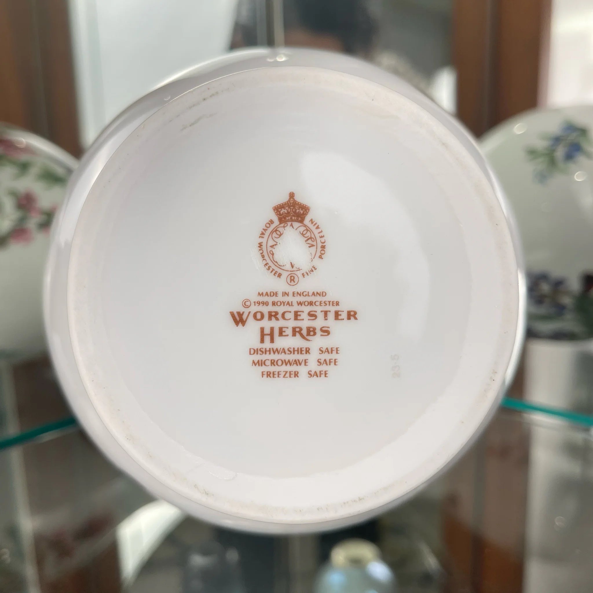 Antique Flower Vase Royal Worcester / Worcester Herbs, Directly Imported from the UK