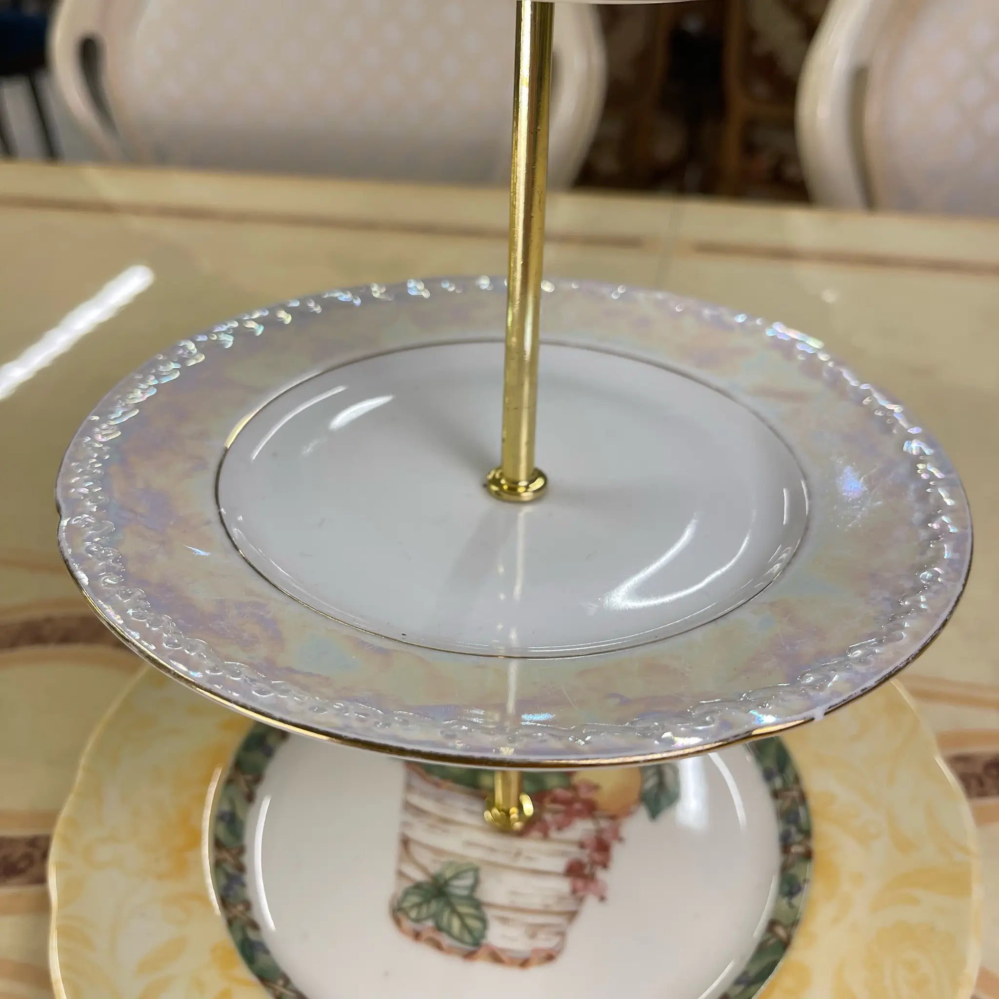 【アンティーク】 ケーキスタンド / スカラップエッジ / イギリス / イギリス直輸入