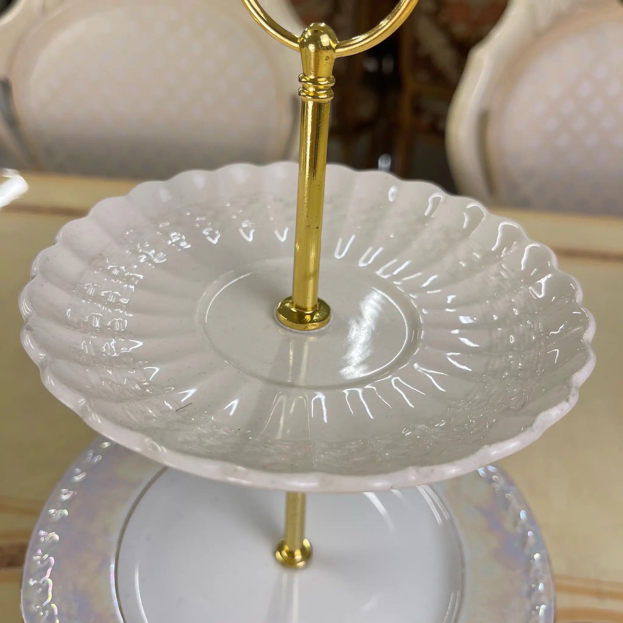 【アンティーク】 ケーキスタンド / スカラップエッジ / イギリス / イギリス直輸入