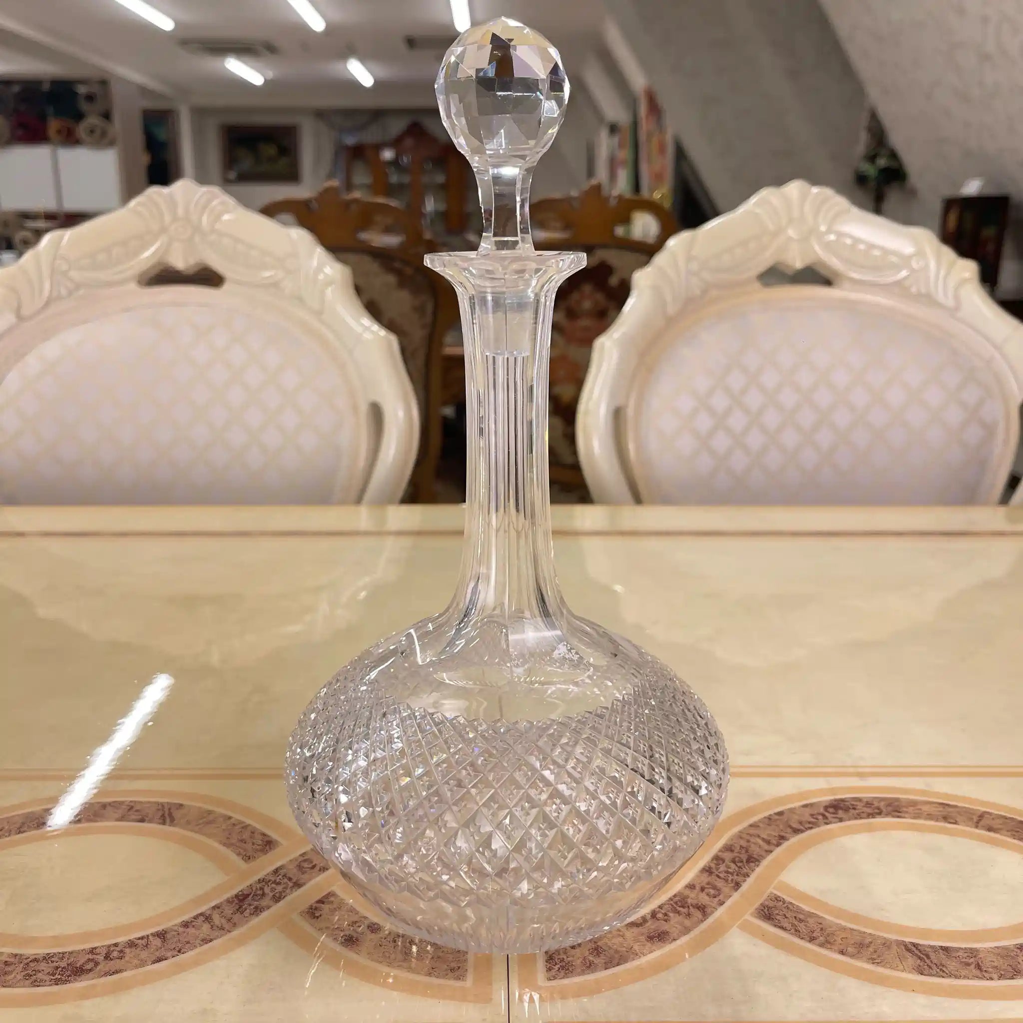 【アンティーク】 デキャンタ / ダイヤモンドカット / イギリス