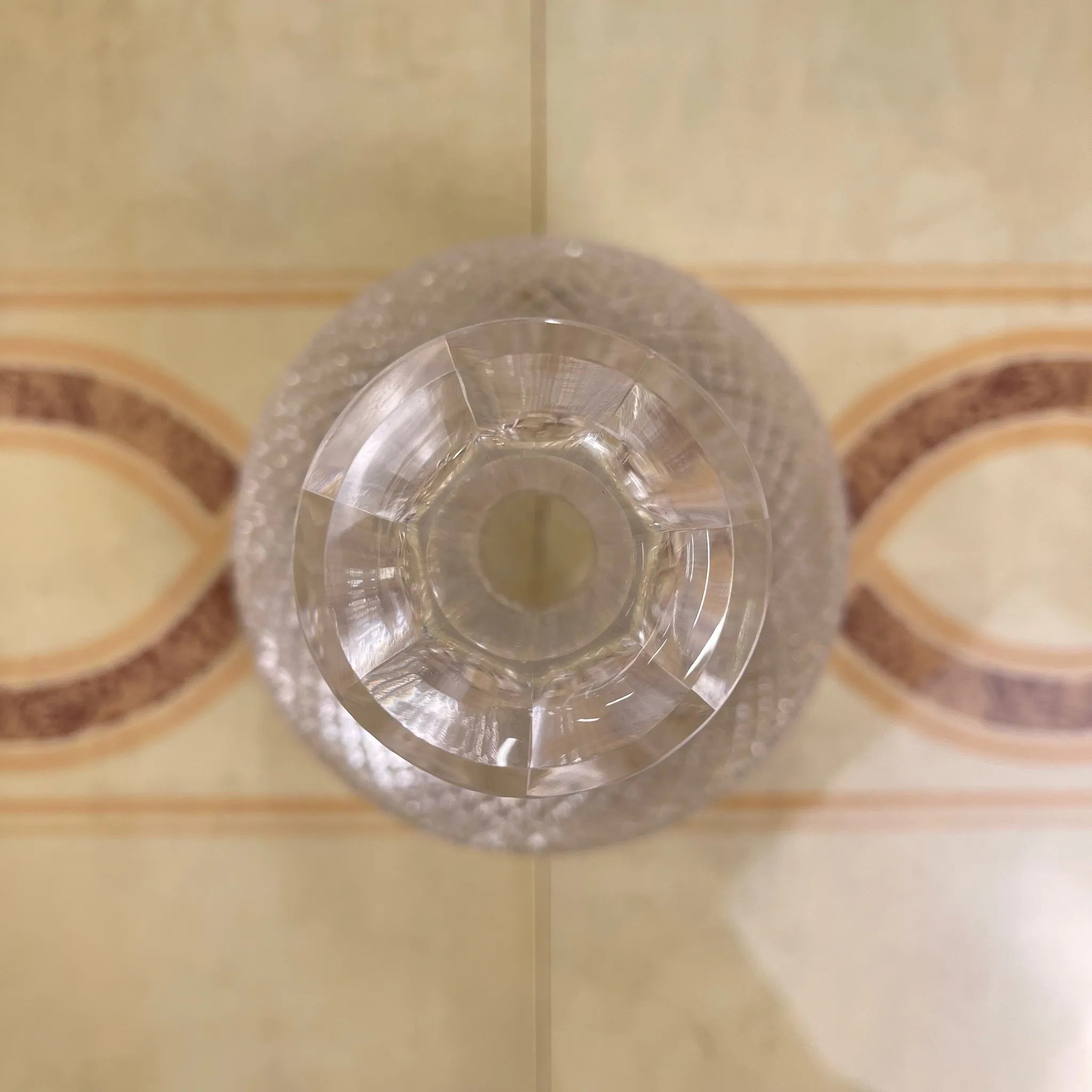 【アンティーク】 デキャンタ / ダイヤモンドカット / イギリス