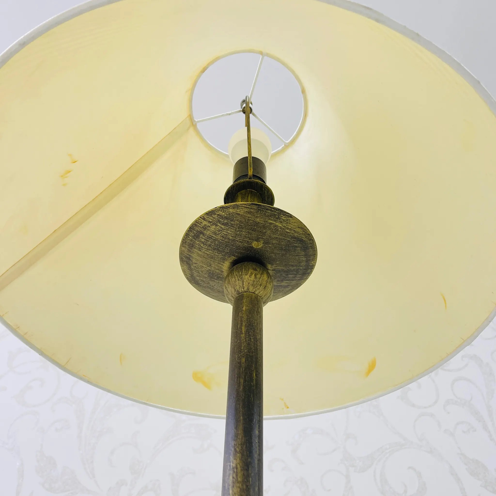 【ビンテージ】 スタンドライト / 金属製 / 北欧デザイン