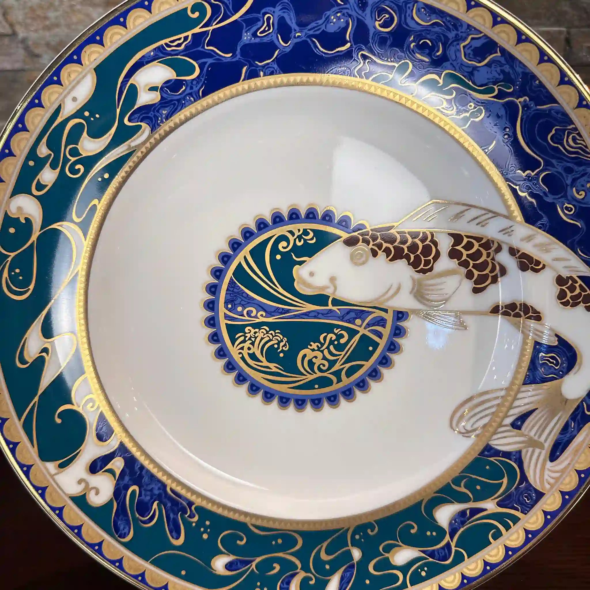 【リユース】プレート Royal Doulton 鯉絵 箱あり 未使用