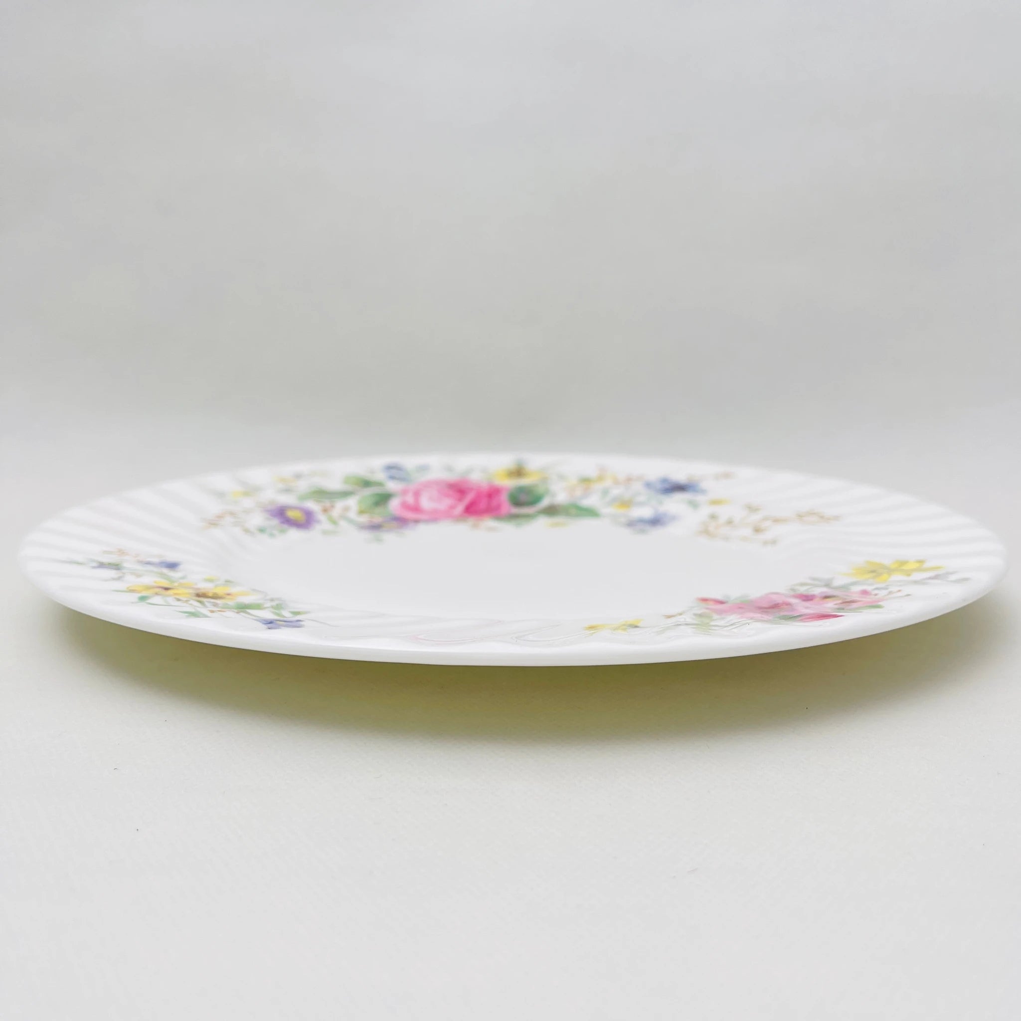 【リユース】 プレート(皿) / Royal Doulton(ロイヤル ドルトン) / Arcadia / Fine Bone China / イギリス