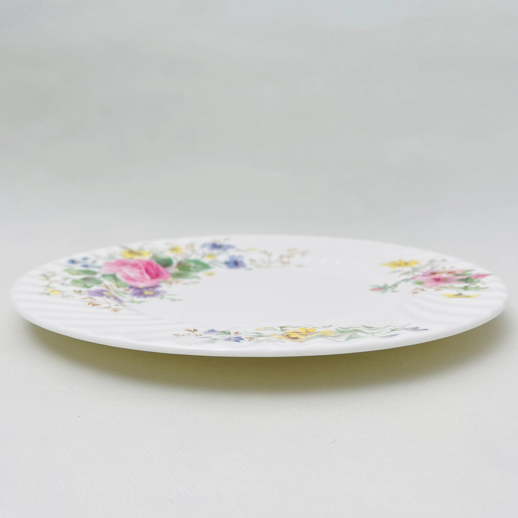 【リユース】 プレート(皿) / Royal Doulton(ロイヤル ドルトン) / Arcadia / Fine Bone China / イギリス