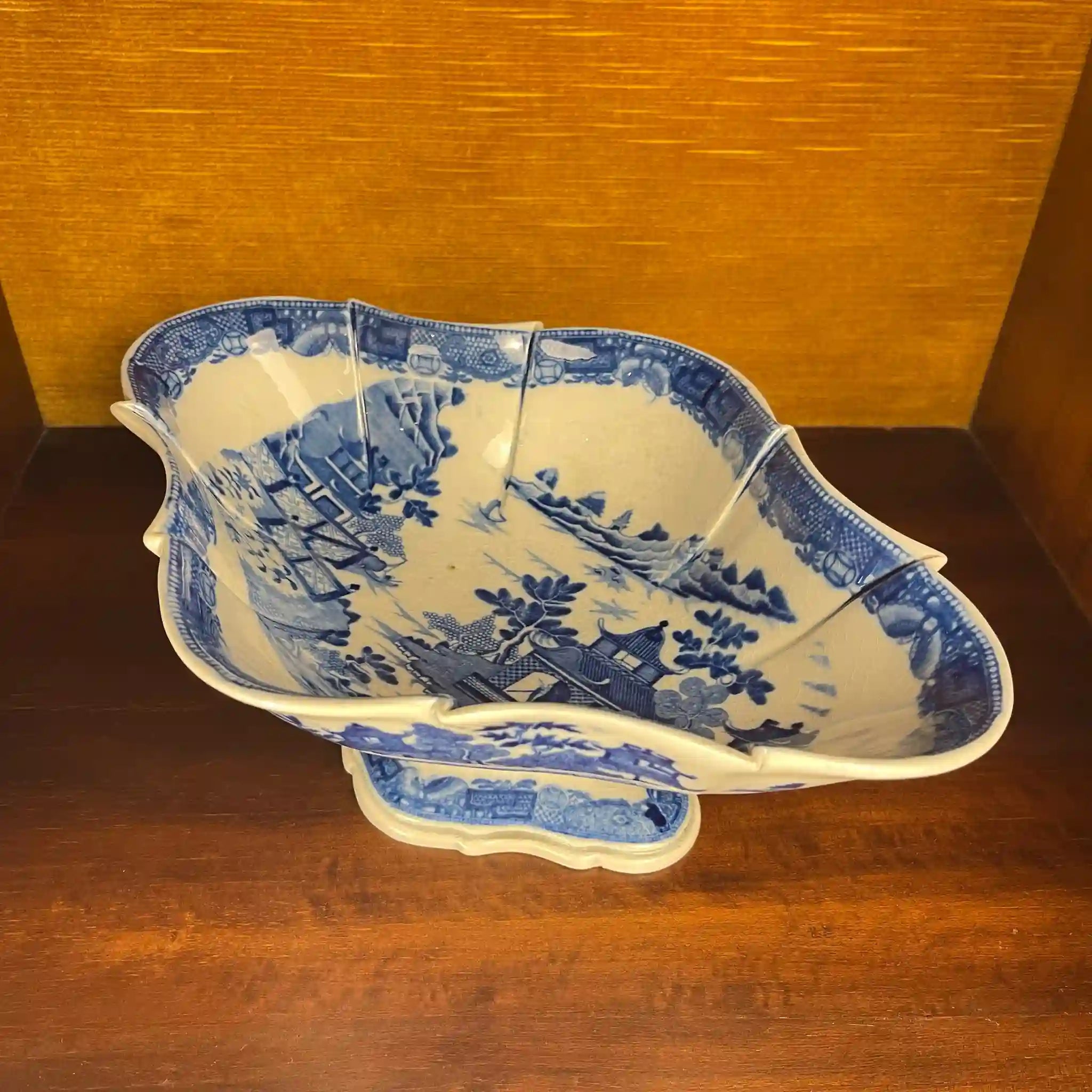 【アンティーク】デボニア型皿 ブルーイタリアン ブルーウィローパターン フルーテッド SPODE(スポード) / 1800年頃 イギリス