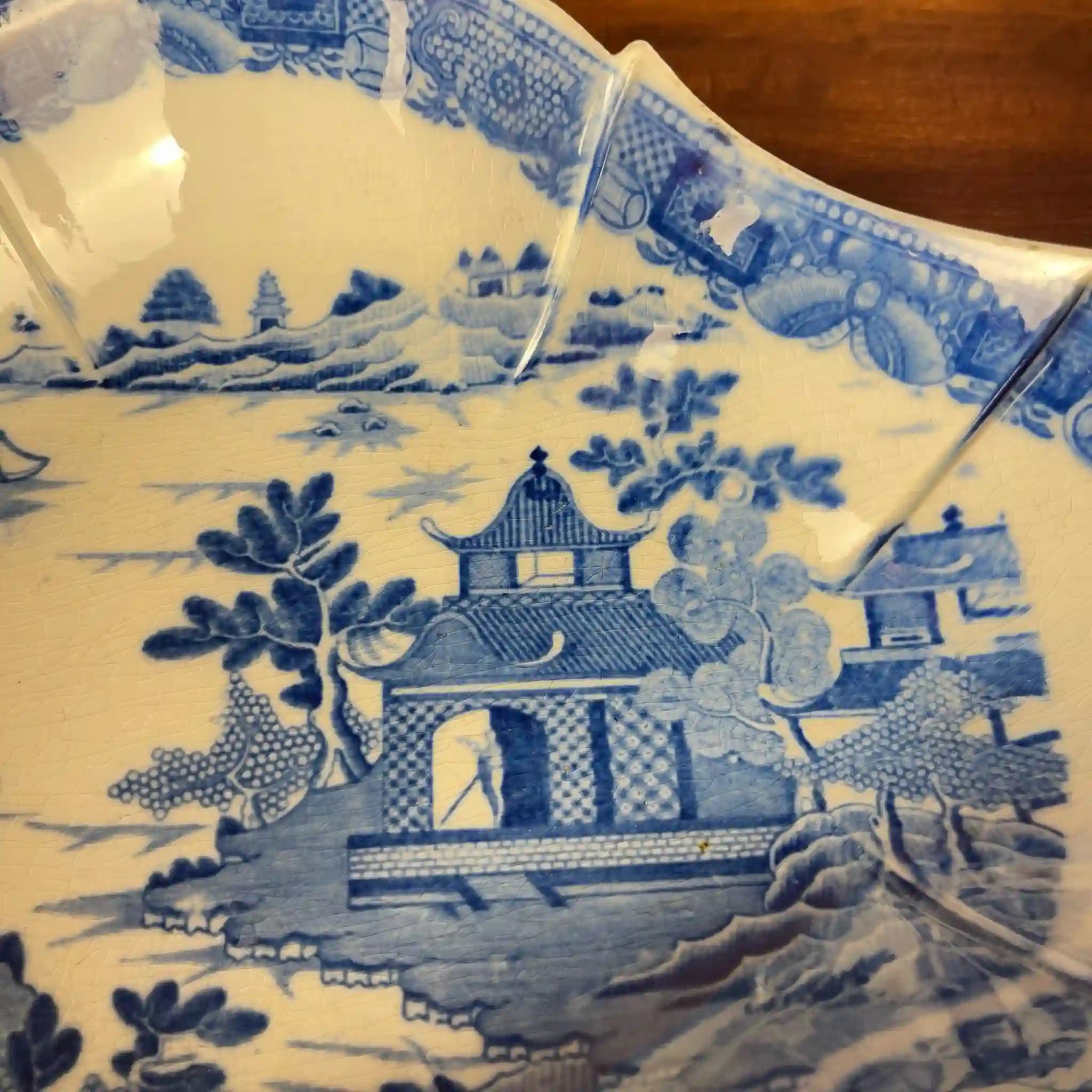 【アンティーク】デボニア型皿 ブルーイタリアン ブルーウィローパターン フルーテッド SPODE(スポード) / 1800年頃 イギリス