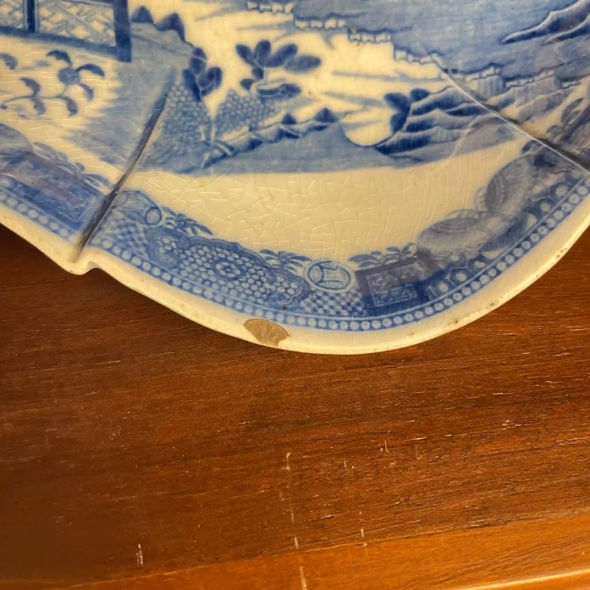【アンティーク】デボニア型皿 ブルーイタリアン ブルーウィローパターン フルーテッド SPODE(スポード) / 1800年頃 イギリス