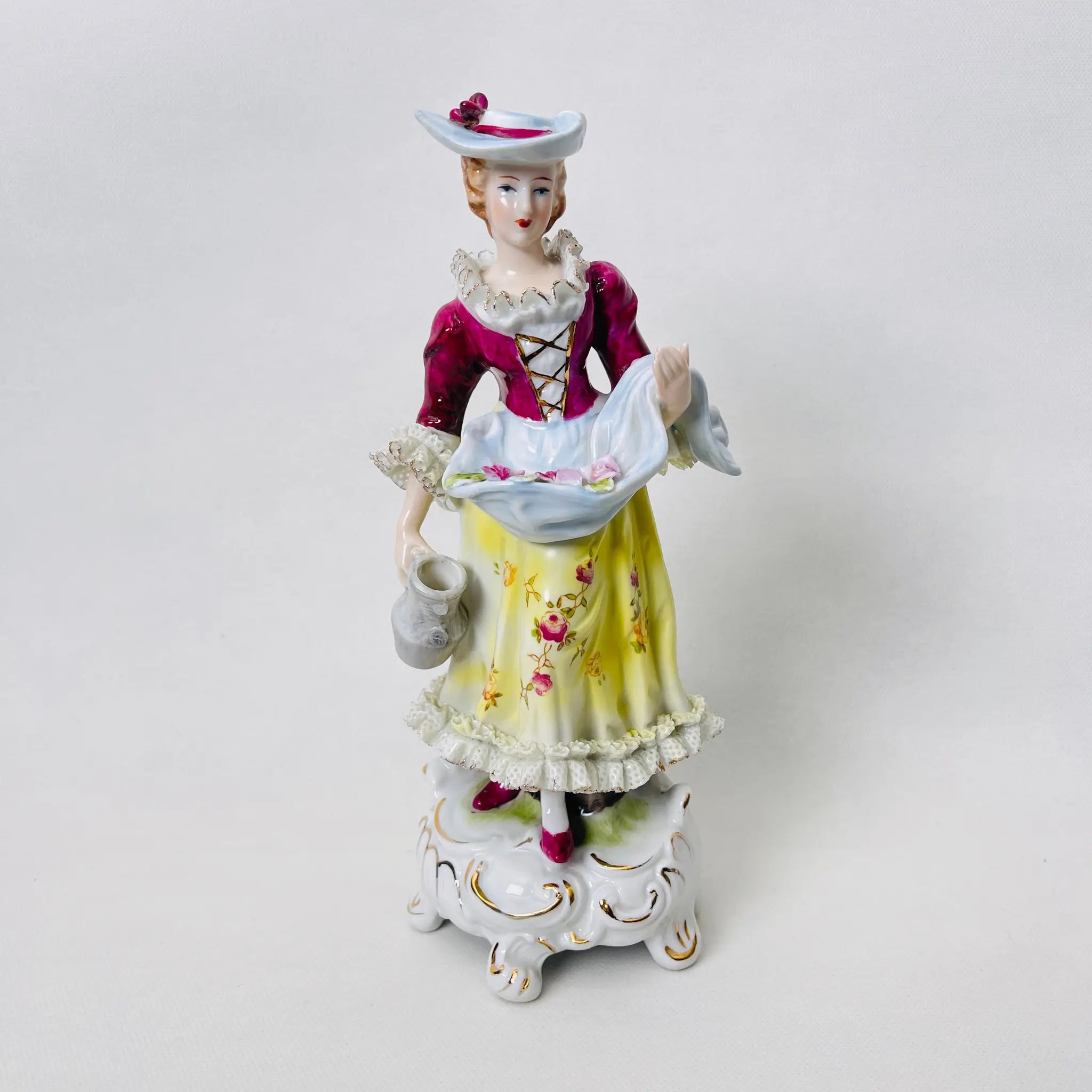 【ビンテージ】 フィギュリン(陶器人形) / レースドール