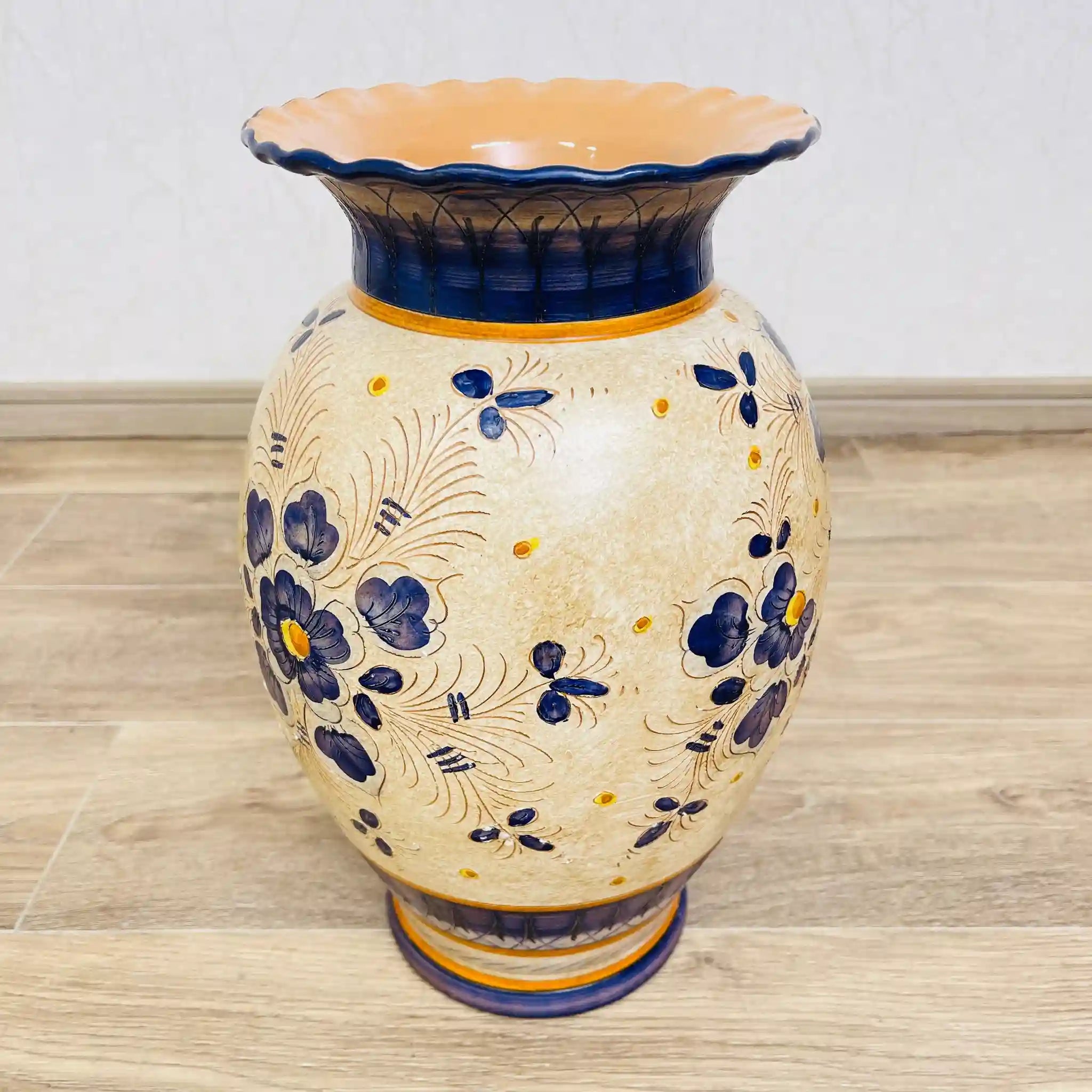 Vintage Flower Vase / Mallorca Ware / Italy