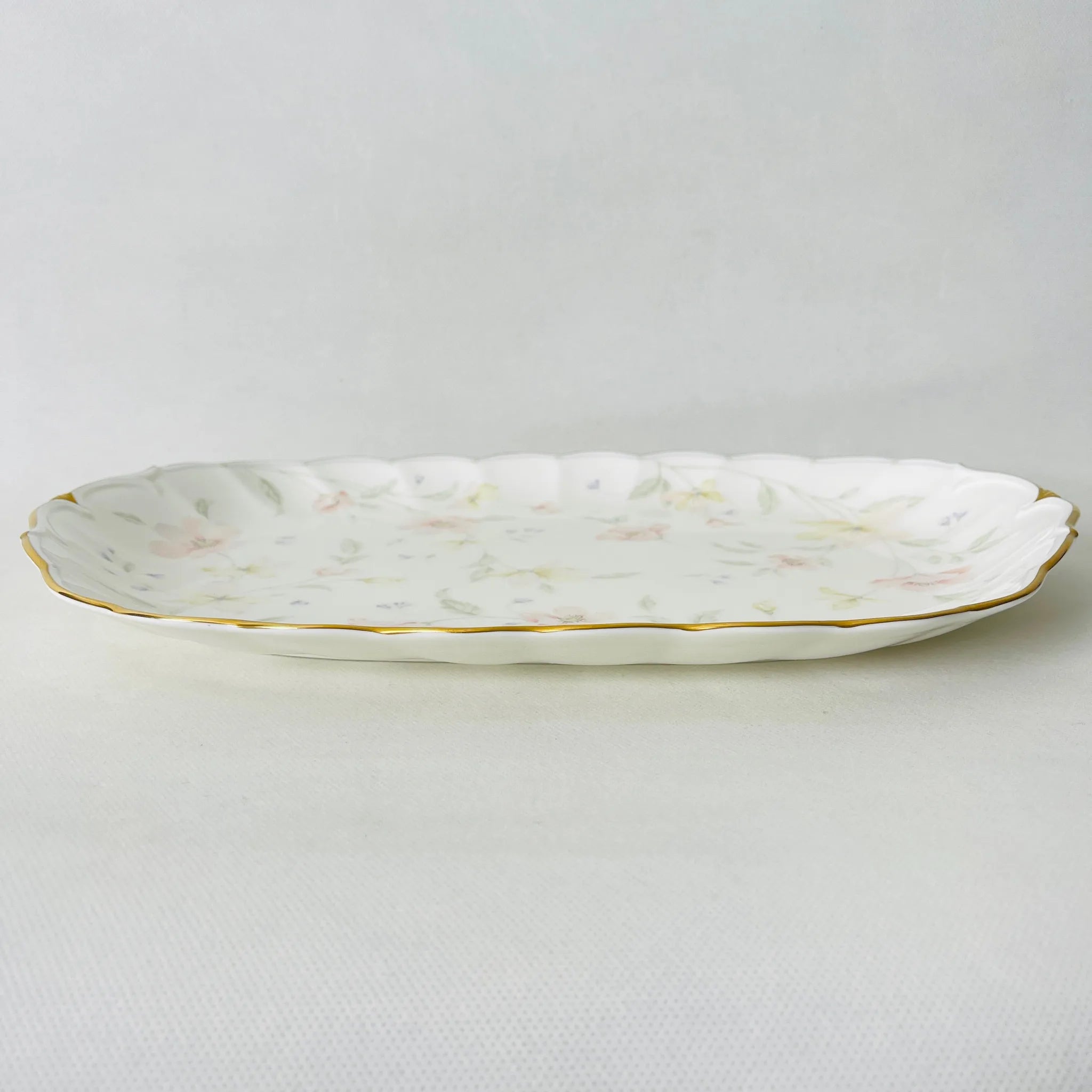 【リユース】大皿 プラター NARUMI / パステルガーデン Bone China日本 / 未使用 箱付き