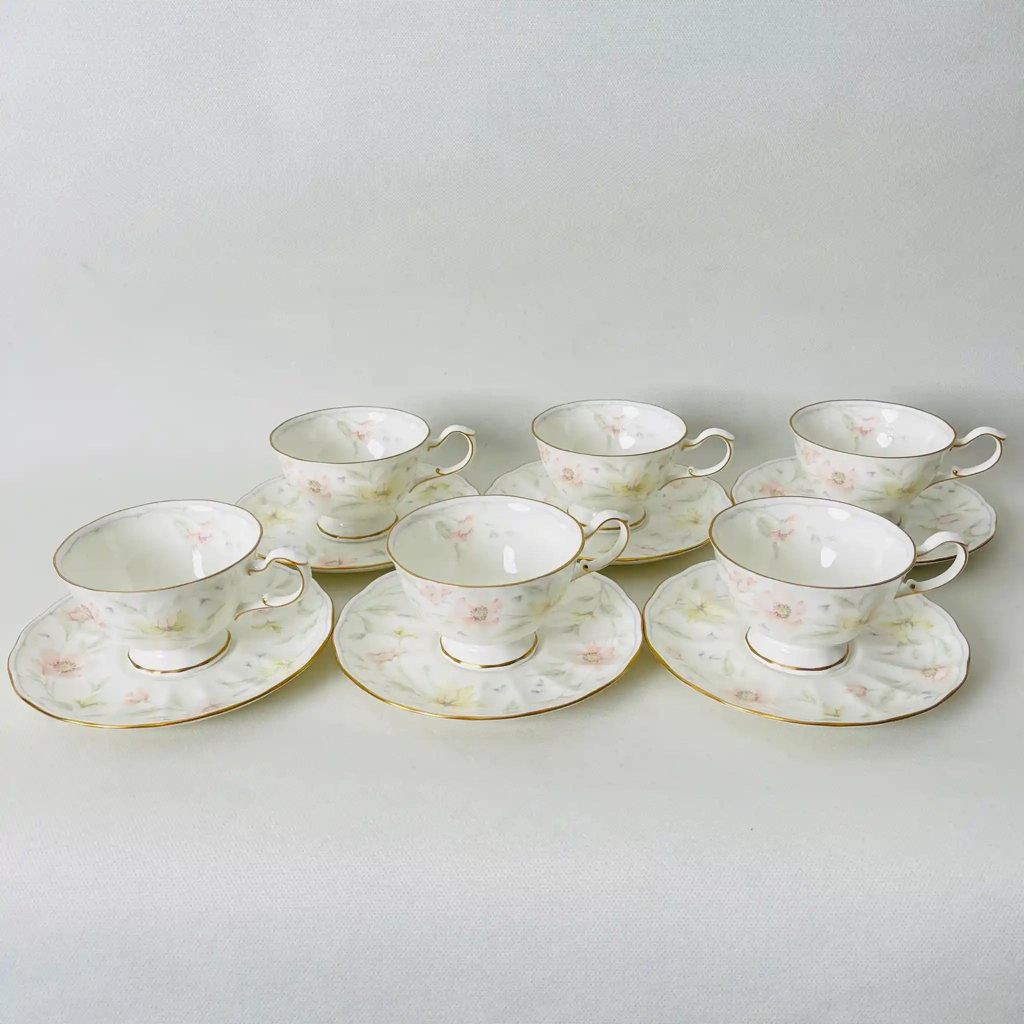【リユース】ティーカップ 6個セット NARUMI / パステルガーデン Bone China 日本 / 未使用 箱付き