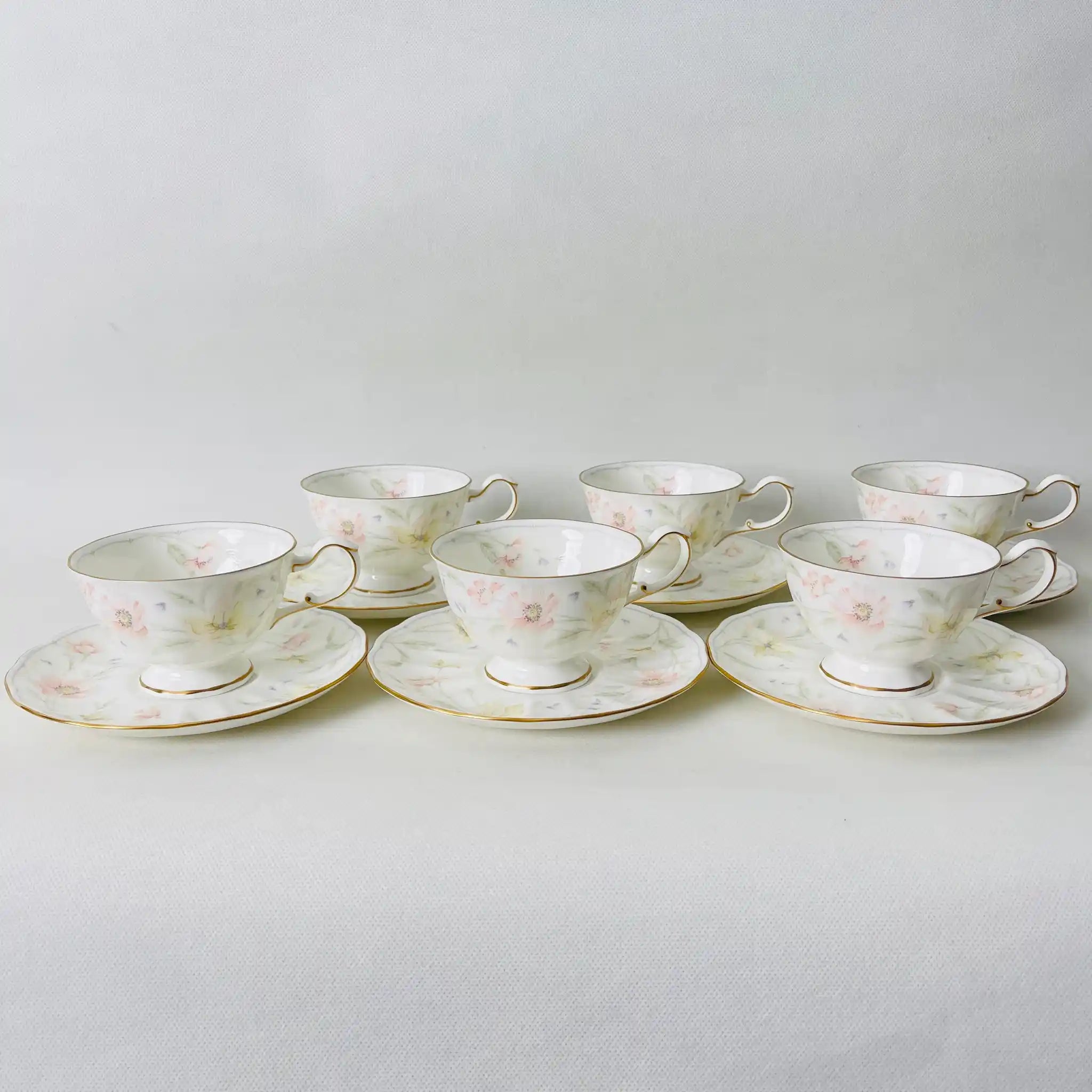 【リユース】ティーカップ 6個セット NARUMI / パステルガーデン Bone China 日本 / 未使用 箱付き