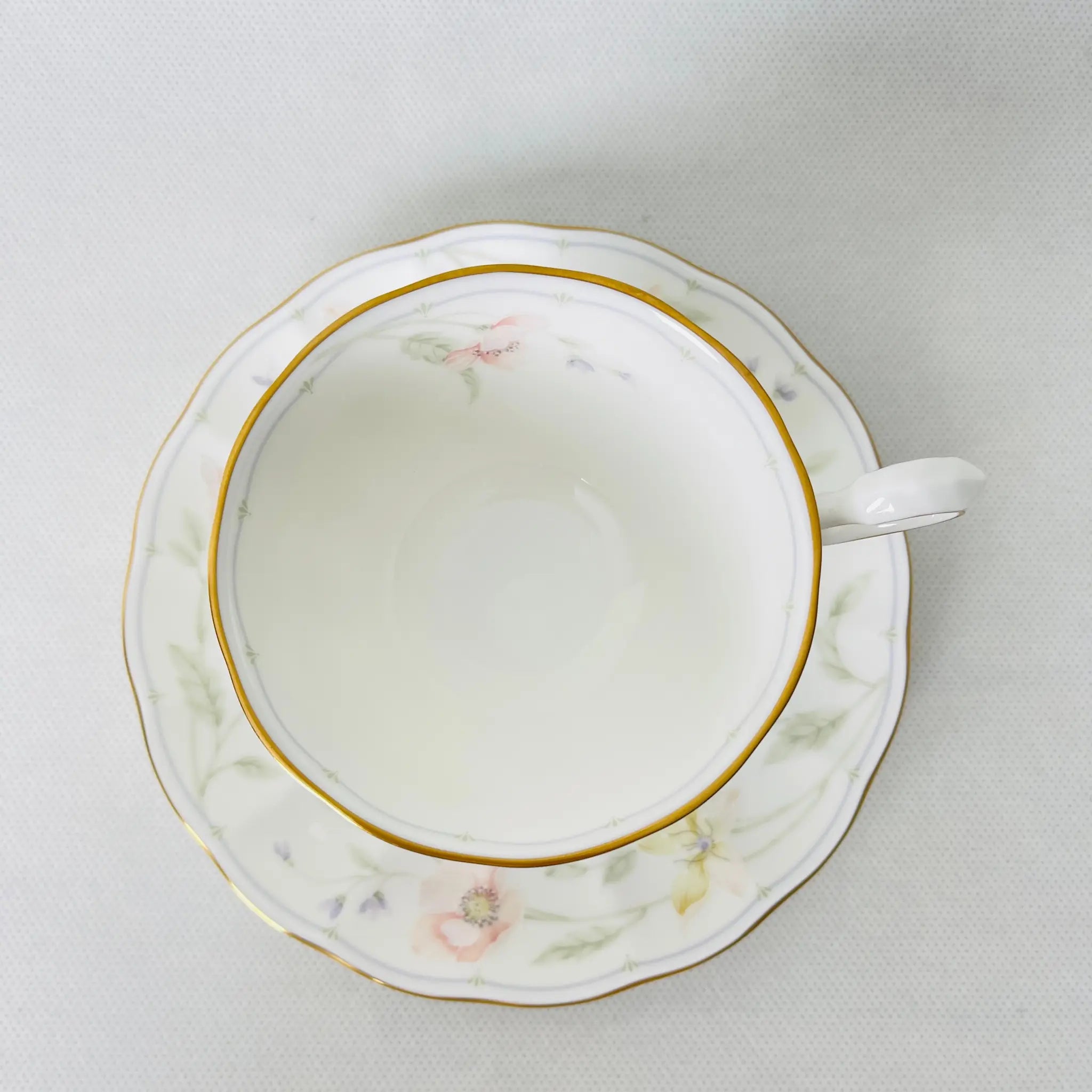 【リユース】ティーカップ 6個セット NARUMI / パステルガーデン Bone China 日本 / 未使用 箱付き