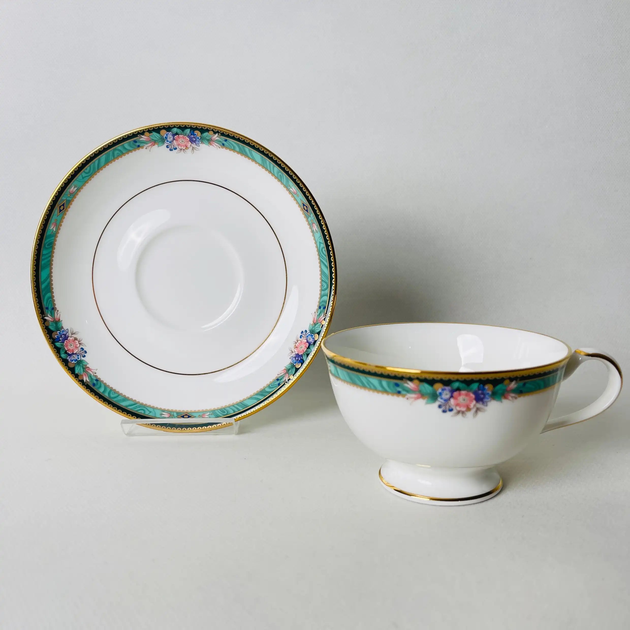 【リユース】 ティーカップ&ソーサーセット Noritake Ashbury