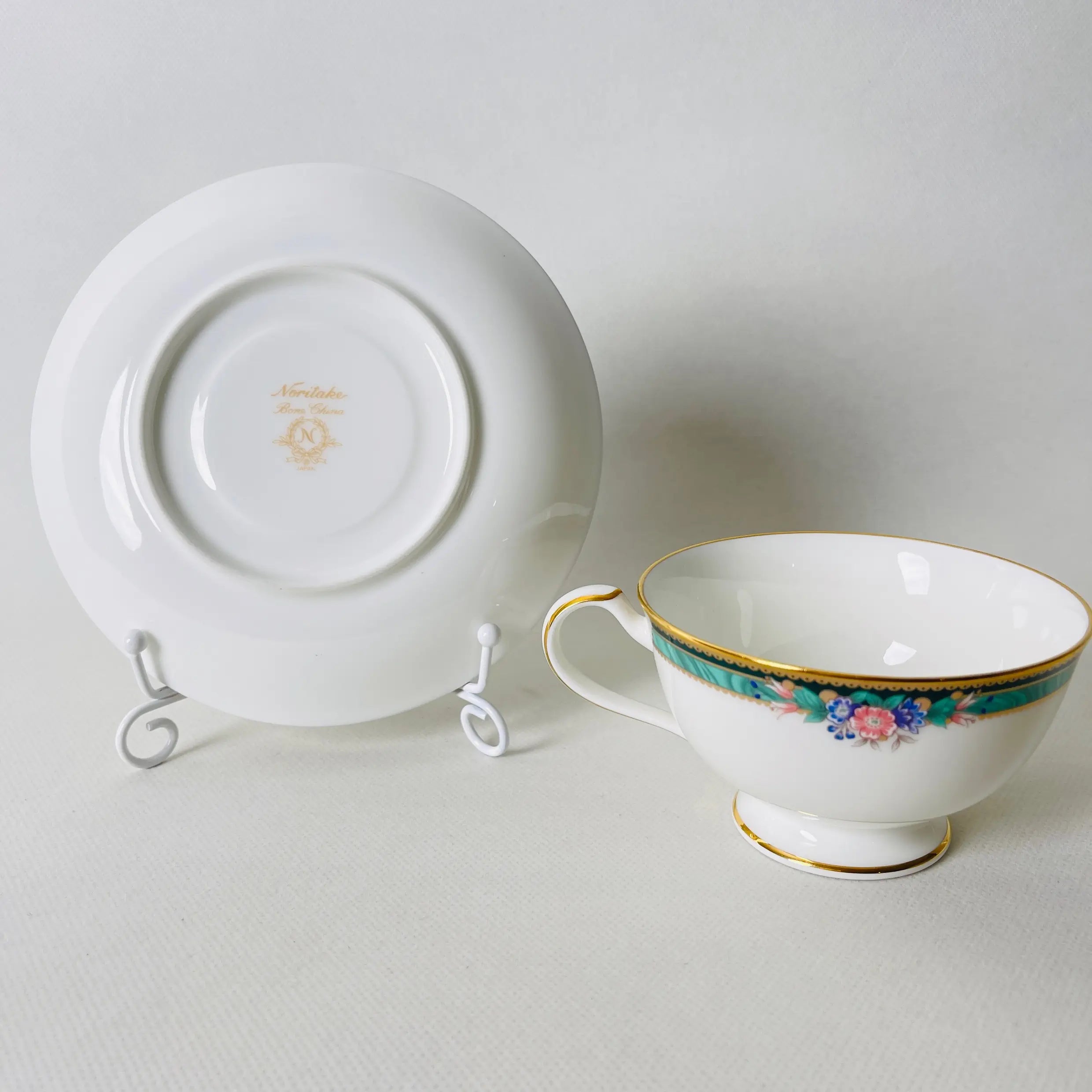 【リユース】 ティーカップ&ソーサーセット Noritake Ashbury