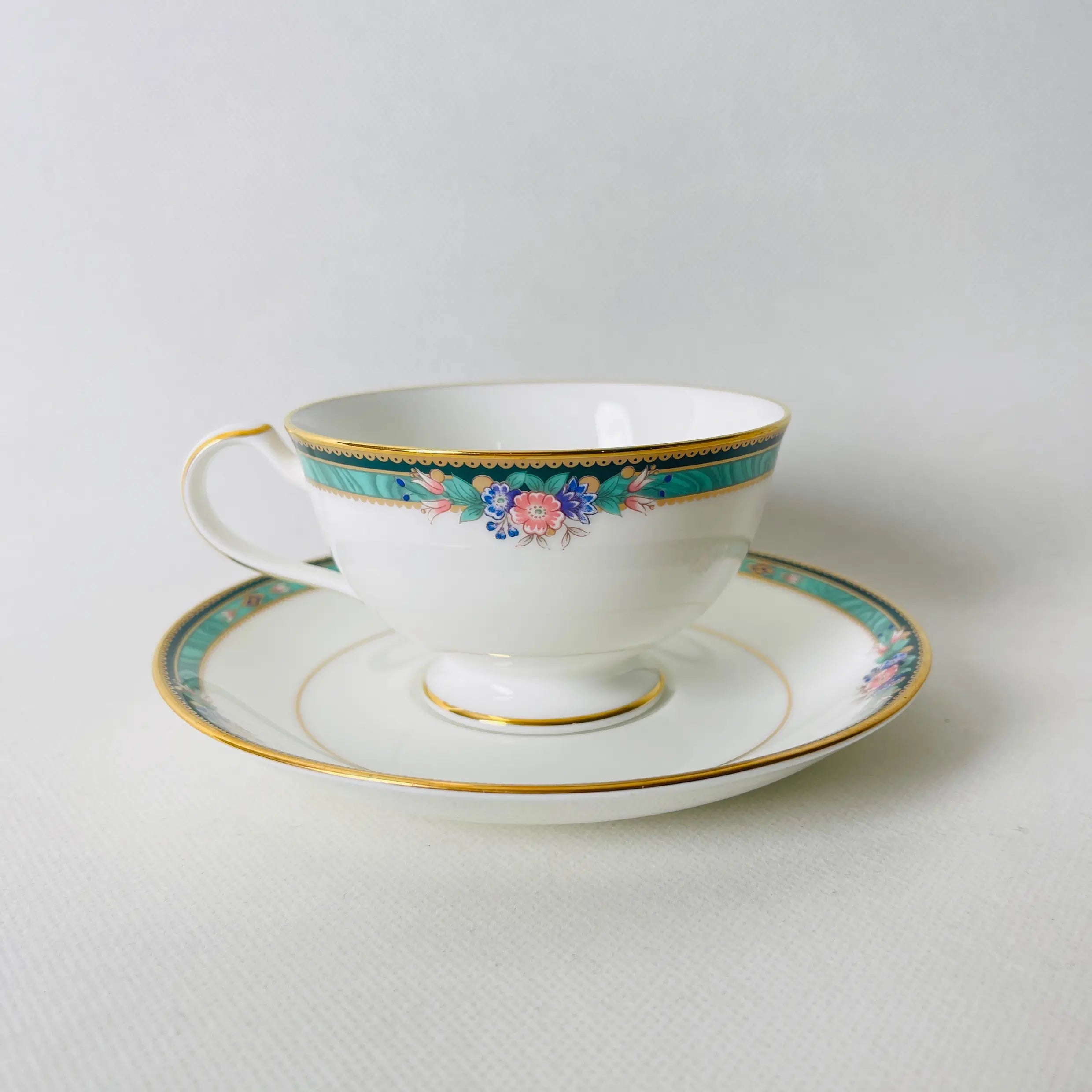 【リユース】 ティーカップ&ソーサーセット Noritake Ashbury