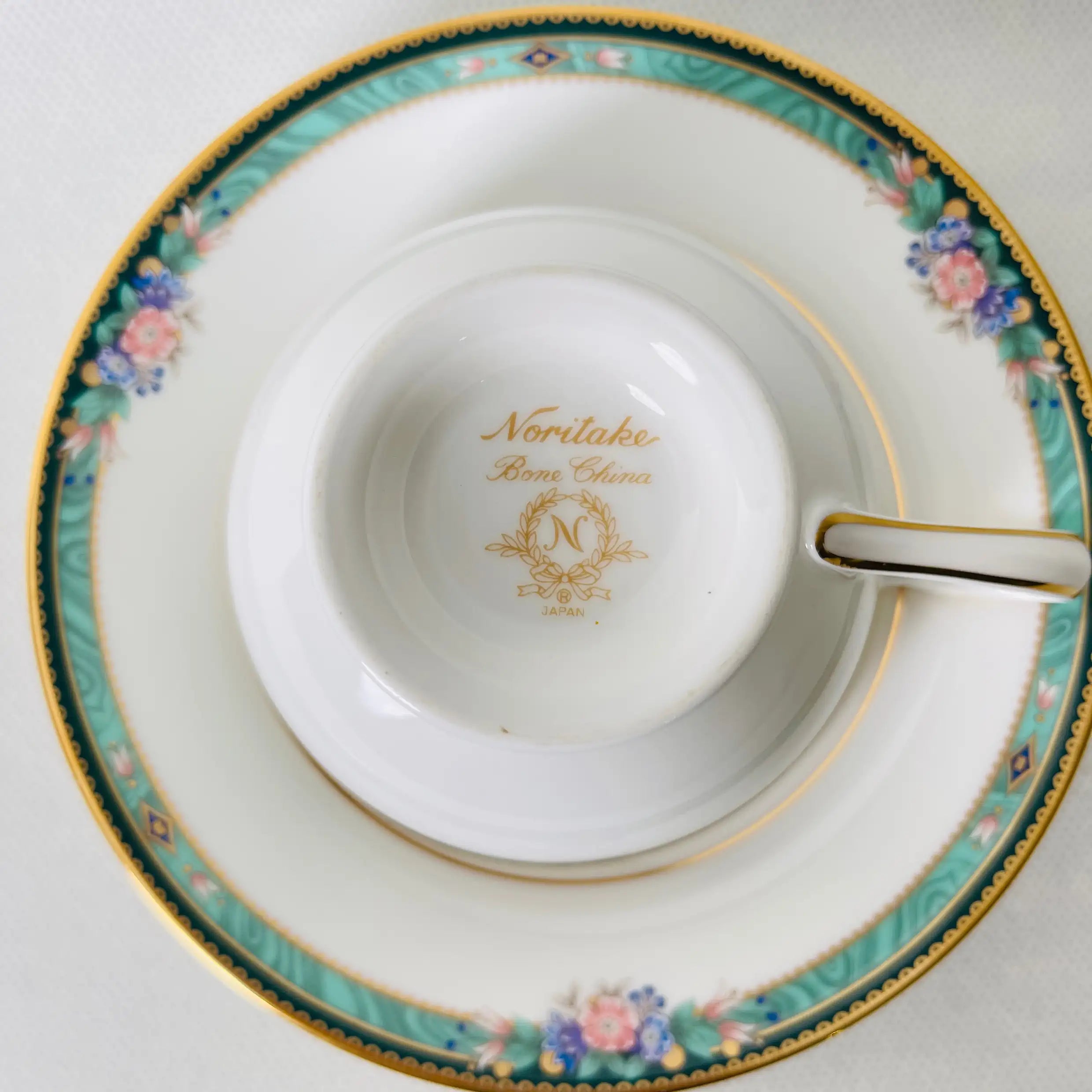 【リユース】 ティーカップ&ソーサーセット Noritake Ashbury