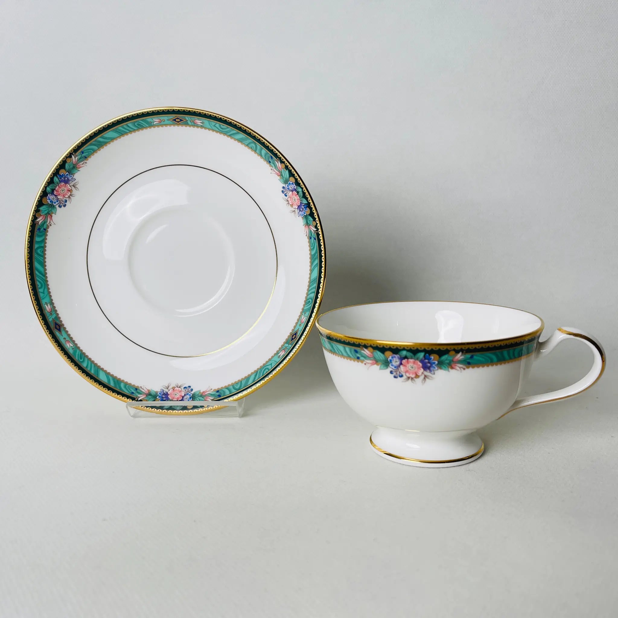 【リユース】 ティーカップ&ソーサーセット Noritake Ashbury