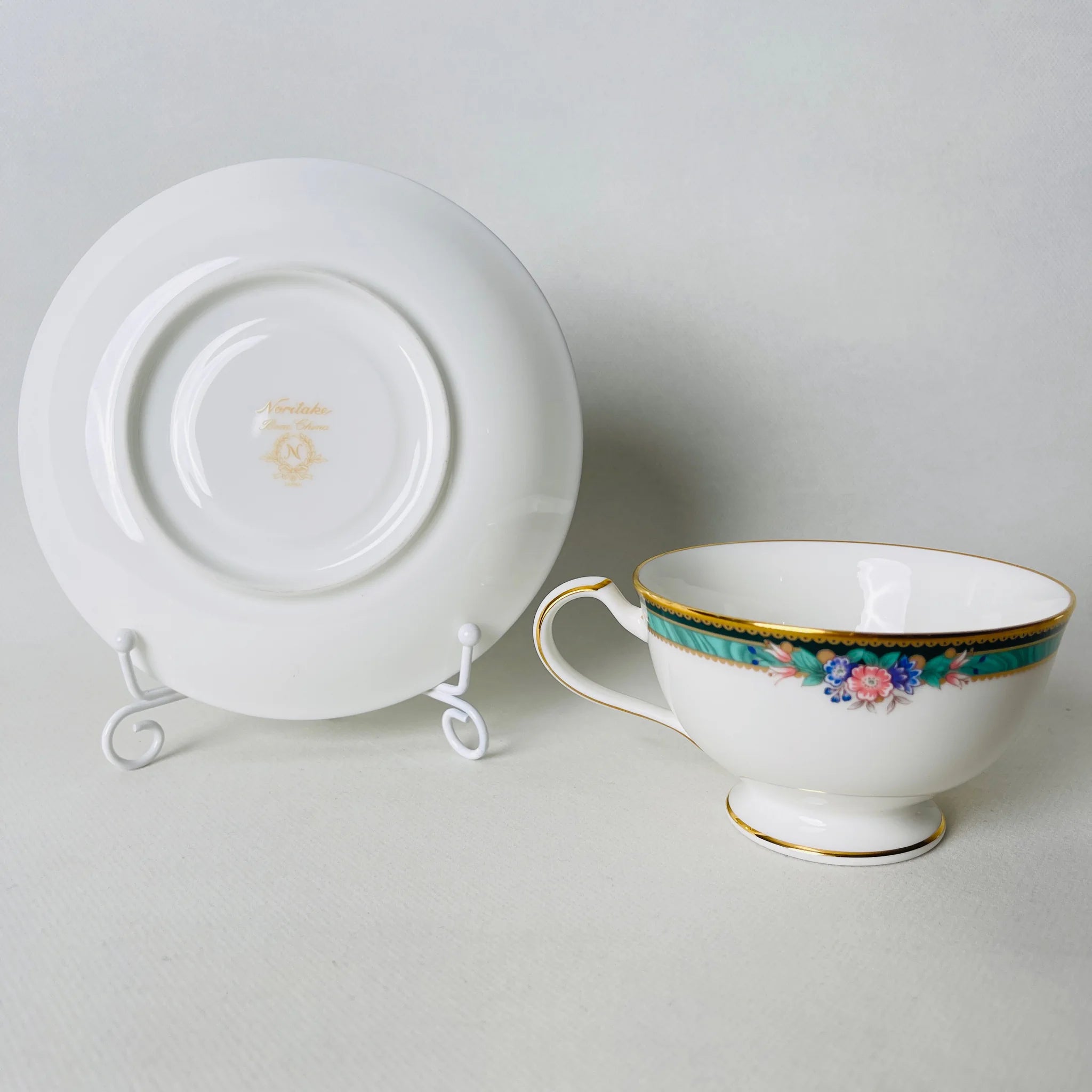 【リユース】 ティーカップ&ソーサーセット Noritake Ashbury