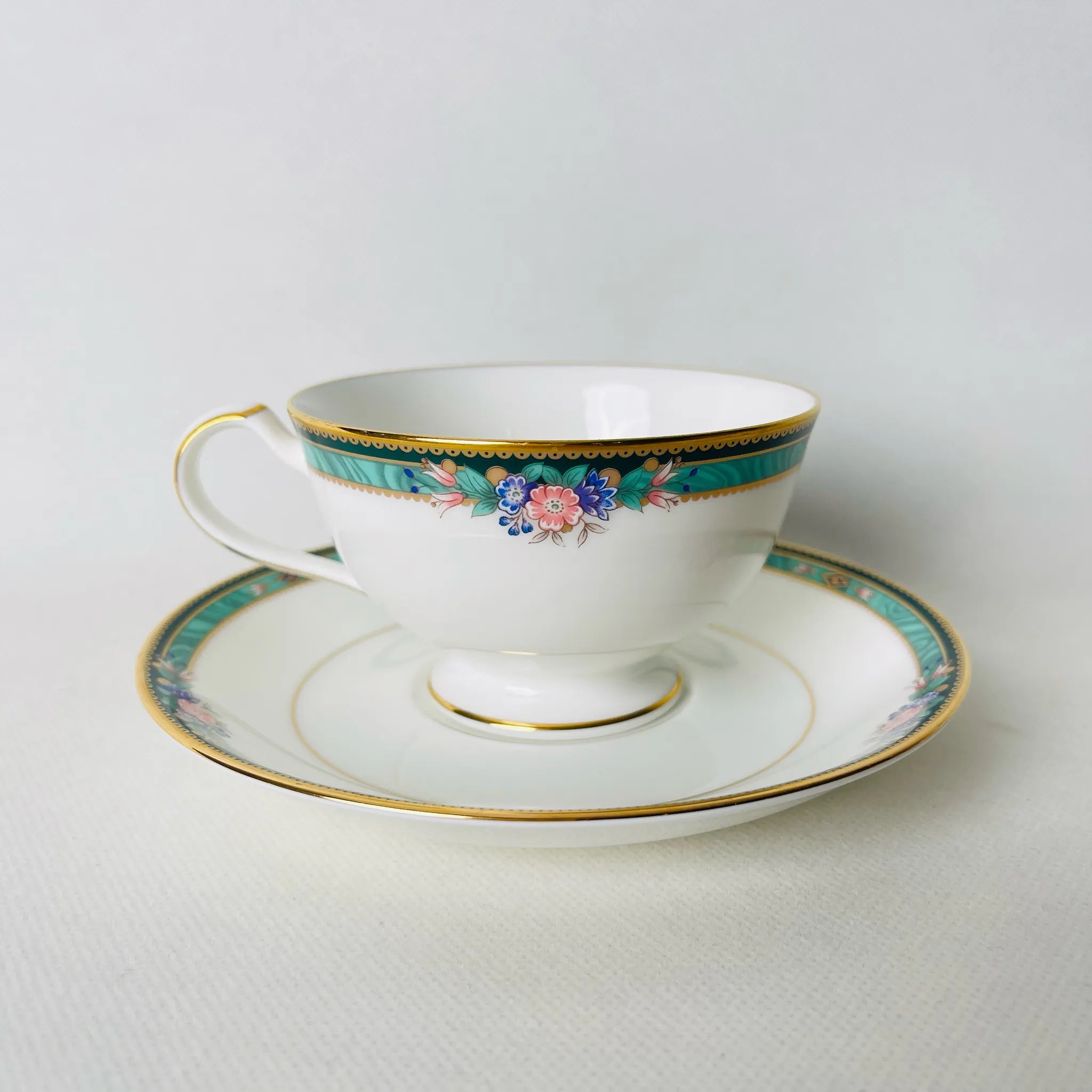 【リユース】 ティーカップ&ソーサーセット Noritake Ashbury