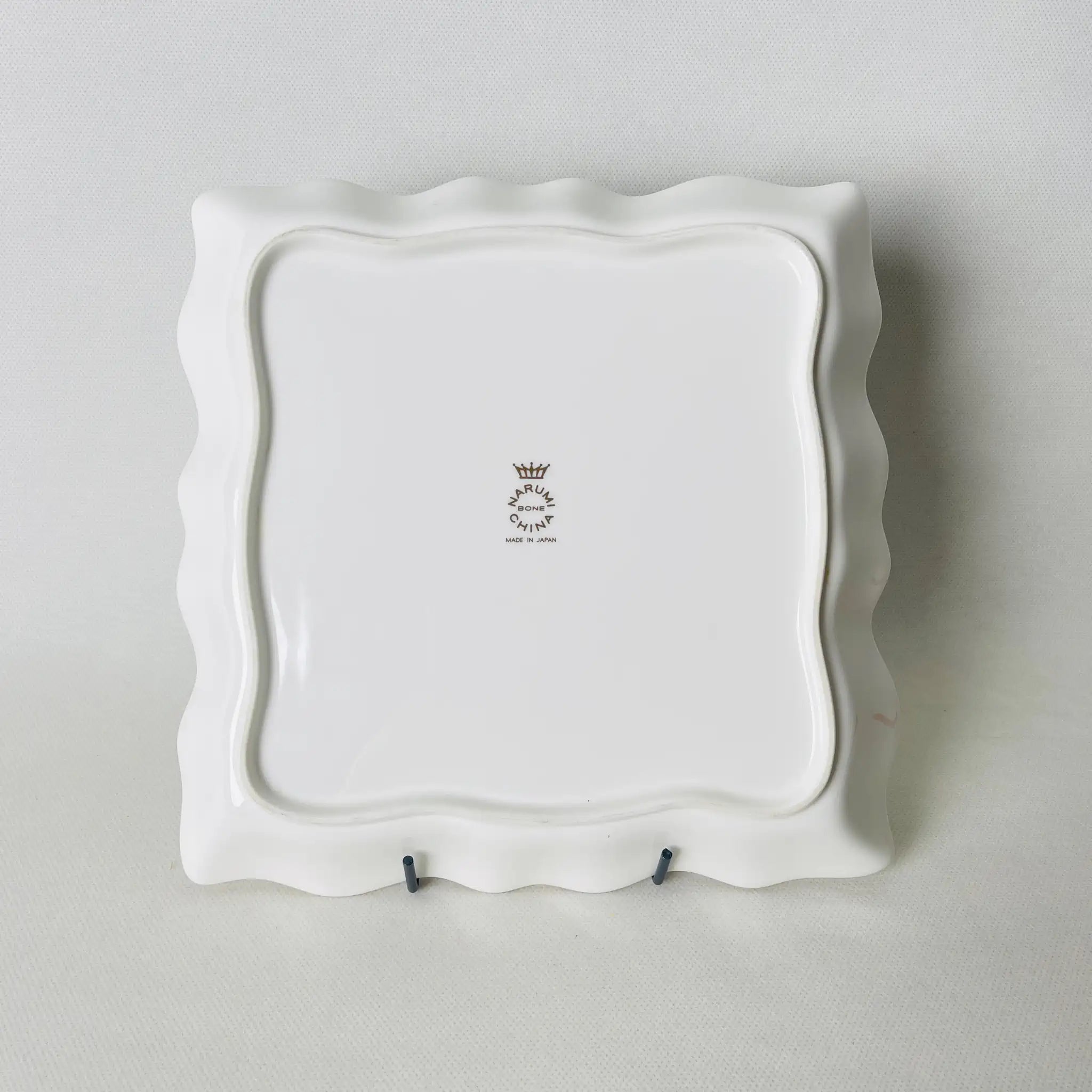 【リユース】フレアープレート NARUMI / Bone China