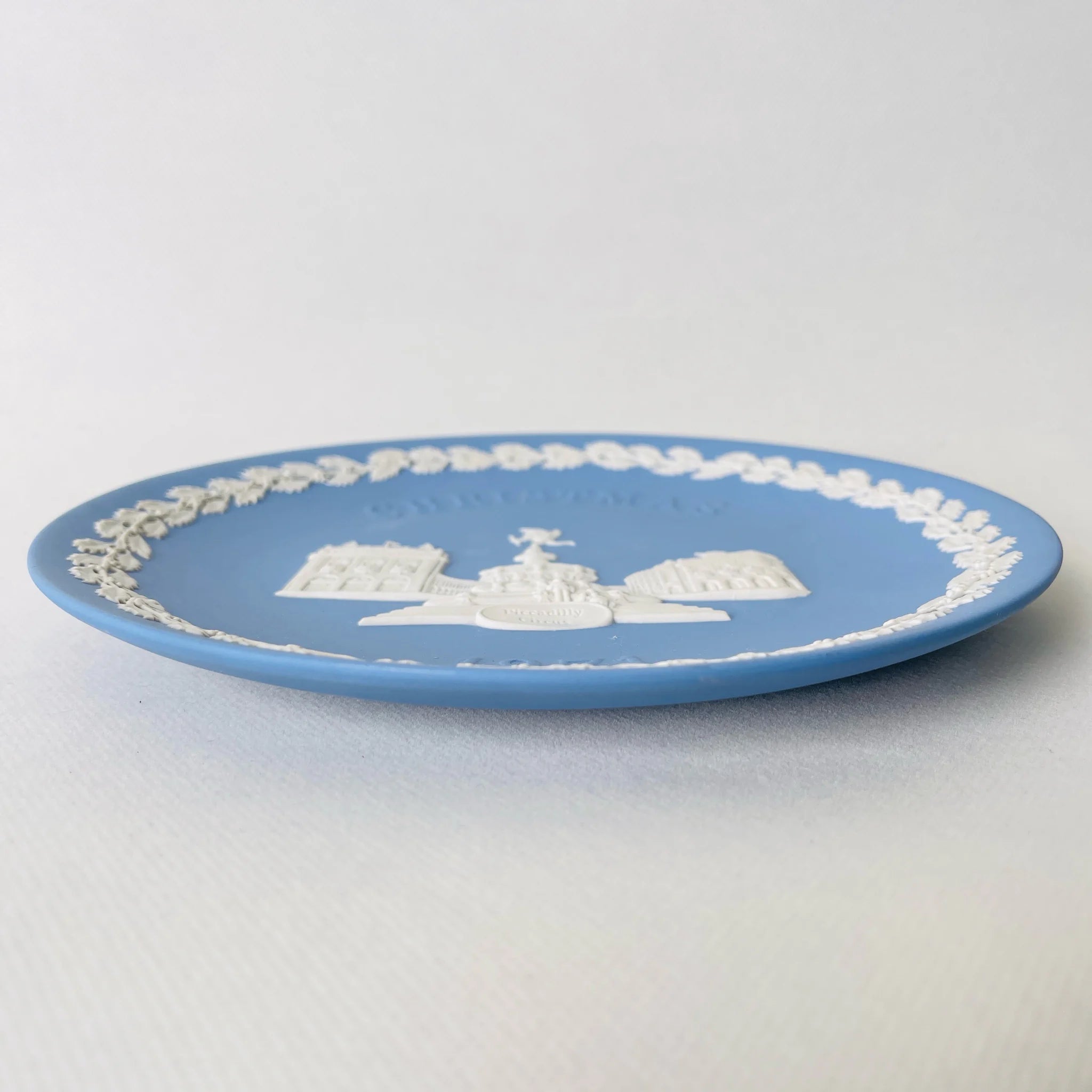 【复古】盘子/ Wedgewood / 1971 Christmas plate Piccadilly Circus / 1971 /英国/未使用