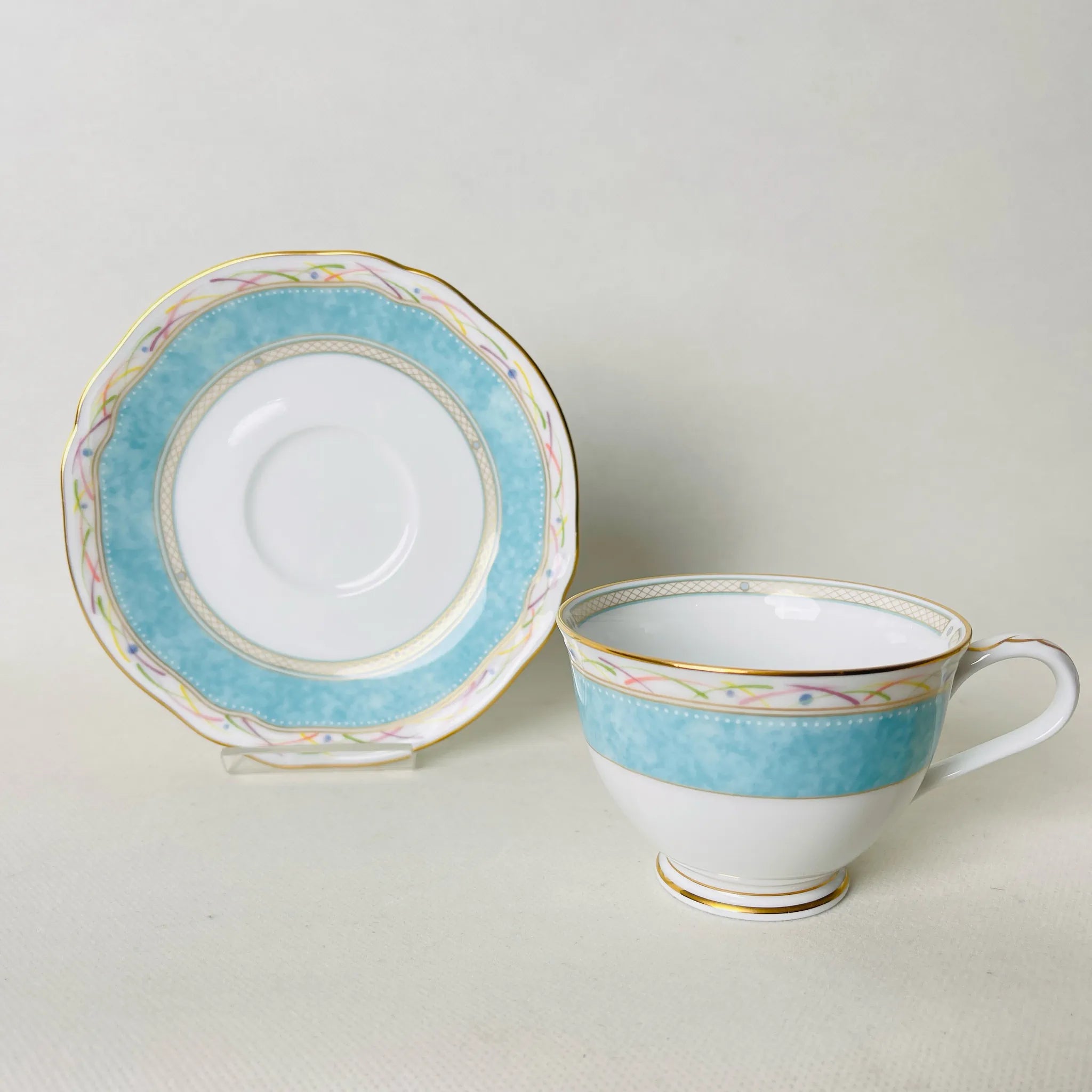 【リユース】 ペアティーカップ / Noritake(ノリタケ) / 華麗句(HANAREIKU) / 日本 / 未使用