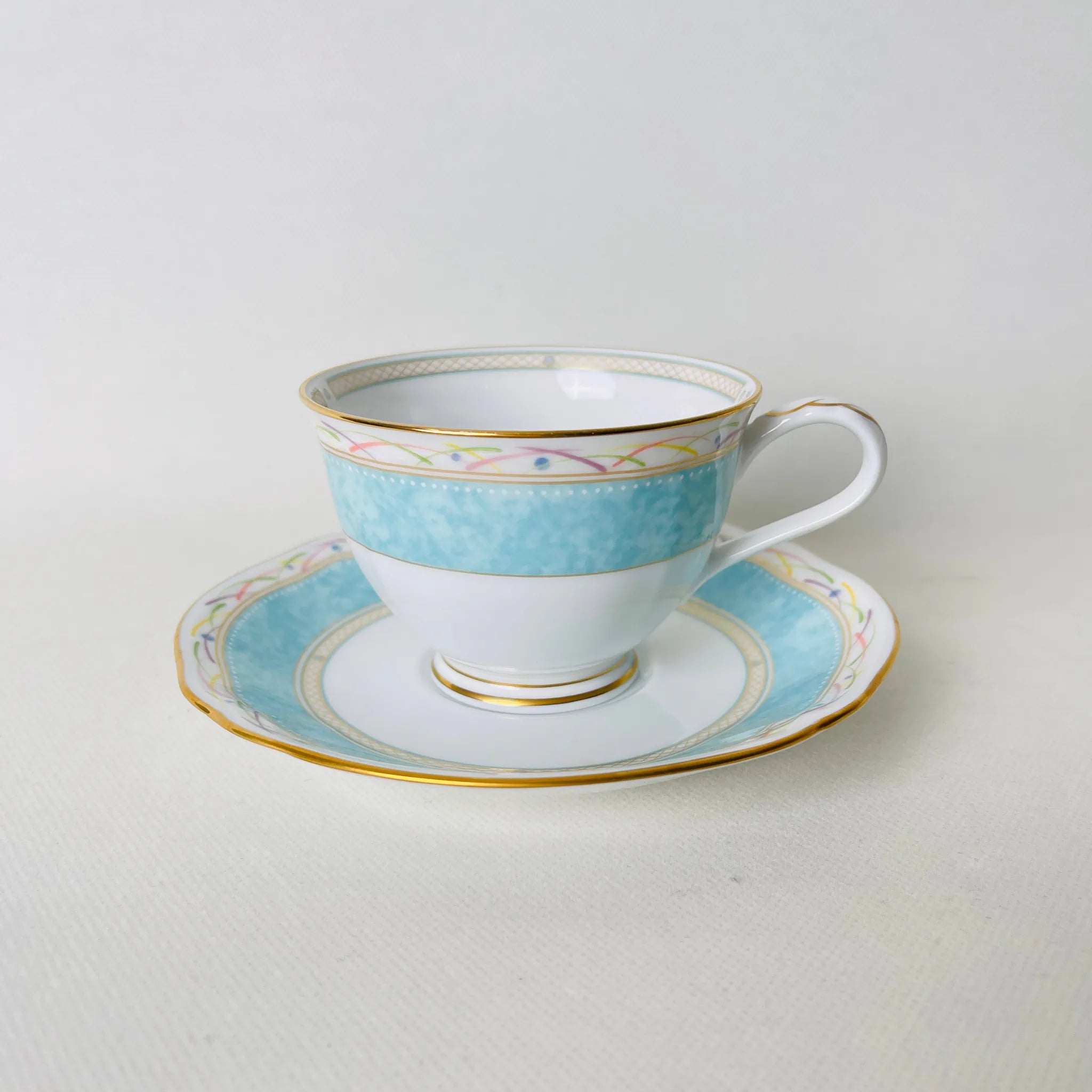 【リユース】 ペアティーカップ / Noritake(ノリタケ) / 華麗句(HANAREIKU) / 日本 / 未使用