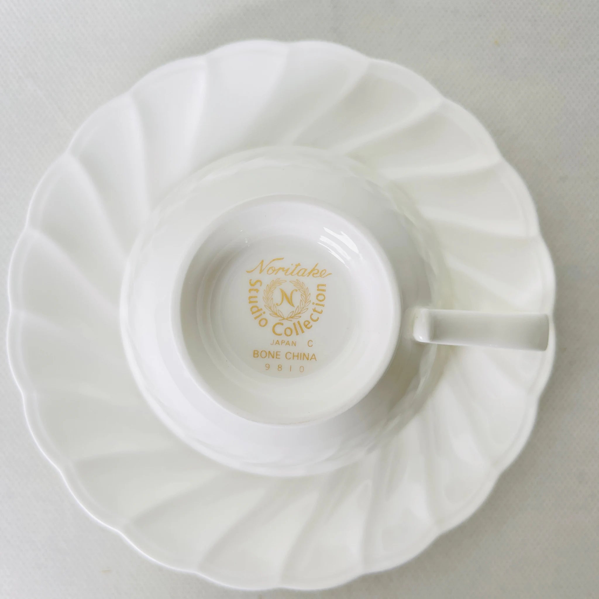 【リユース】 ティーカップセット6P / Noritake(ノリタケ) / BONE CHINA / 日本 / 未使用