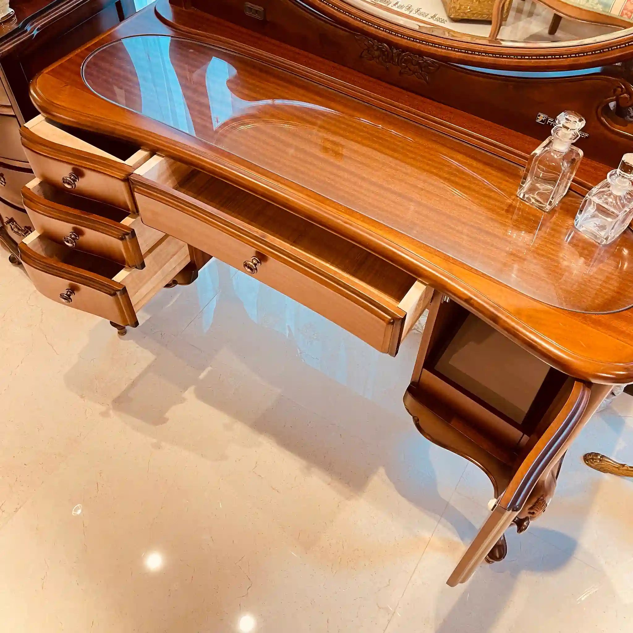 【リユース】 アンティーク調ドレッサー / チェア付き 猫脚