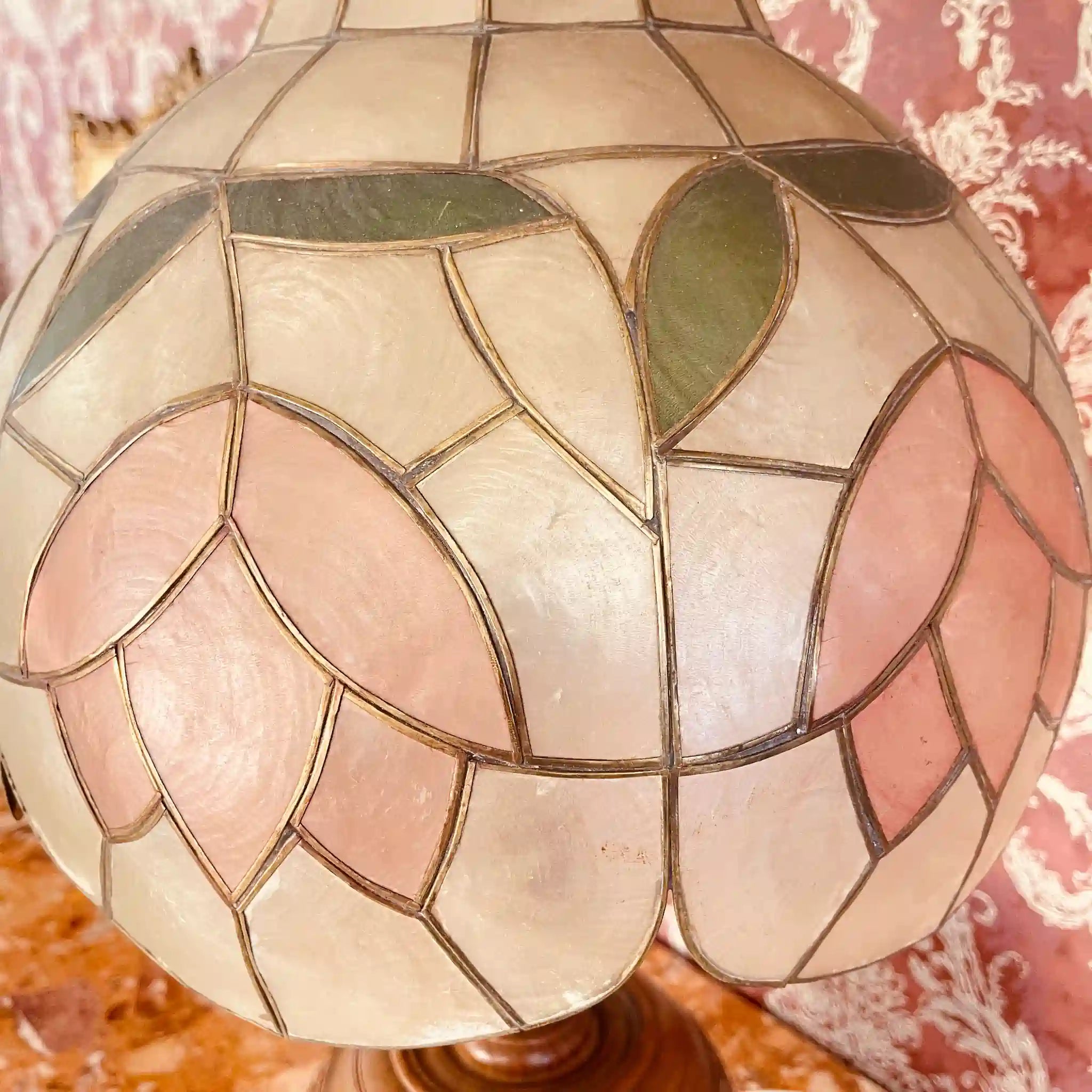 【リユース】 テーブルランプ ステンドグラス