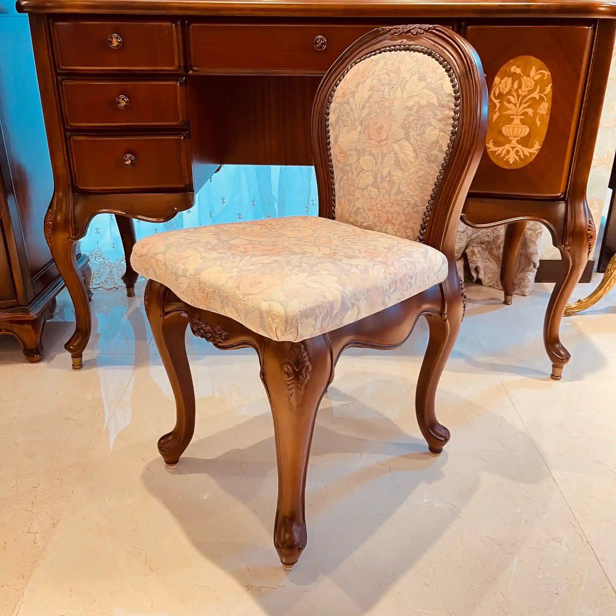 【リユース】 アンティーク調ドレッサー / チェア付き 猫脚