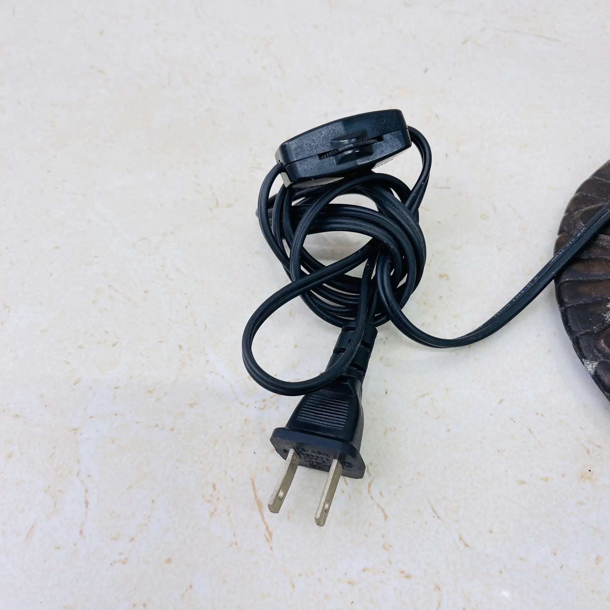 【リユース】 テーブルランプ / ティファニースタイル アールヌーヴォー様式 / ドラゴンフライ(トンボ)デザイン ステンドグラスシェード ハンドメイド