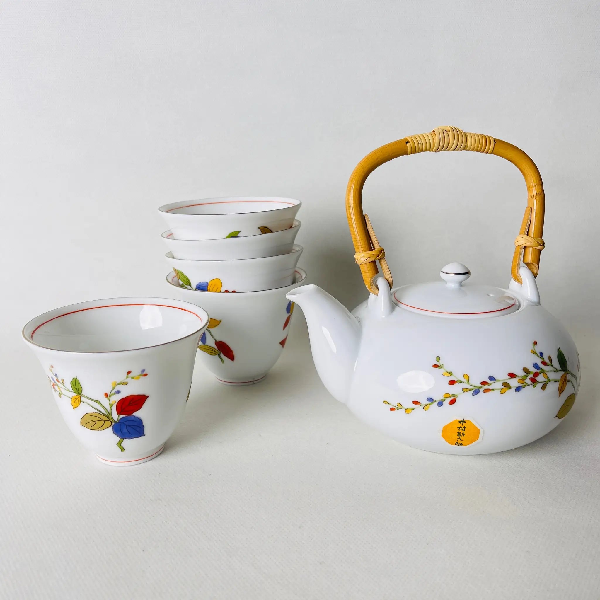 【リユース】 急須・湯呑 5P / 中村勘九郎 / 華五様 土瓶茶器 / 未使用 / 箱付き