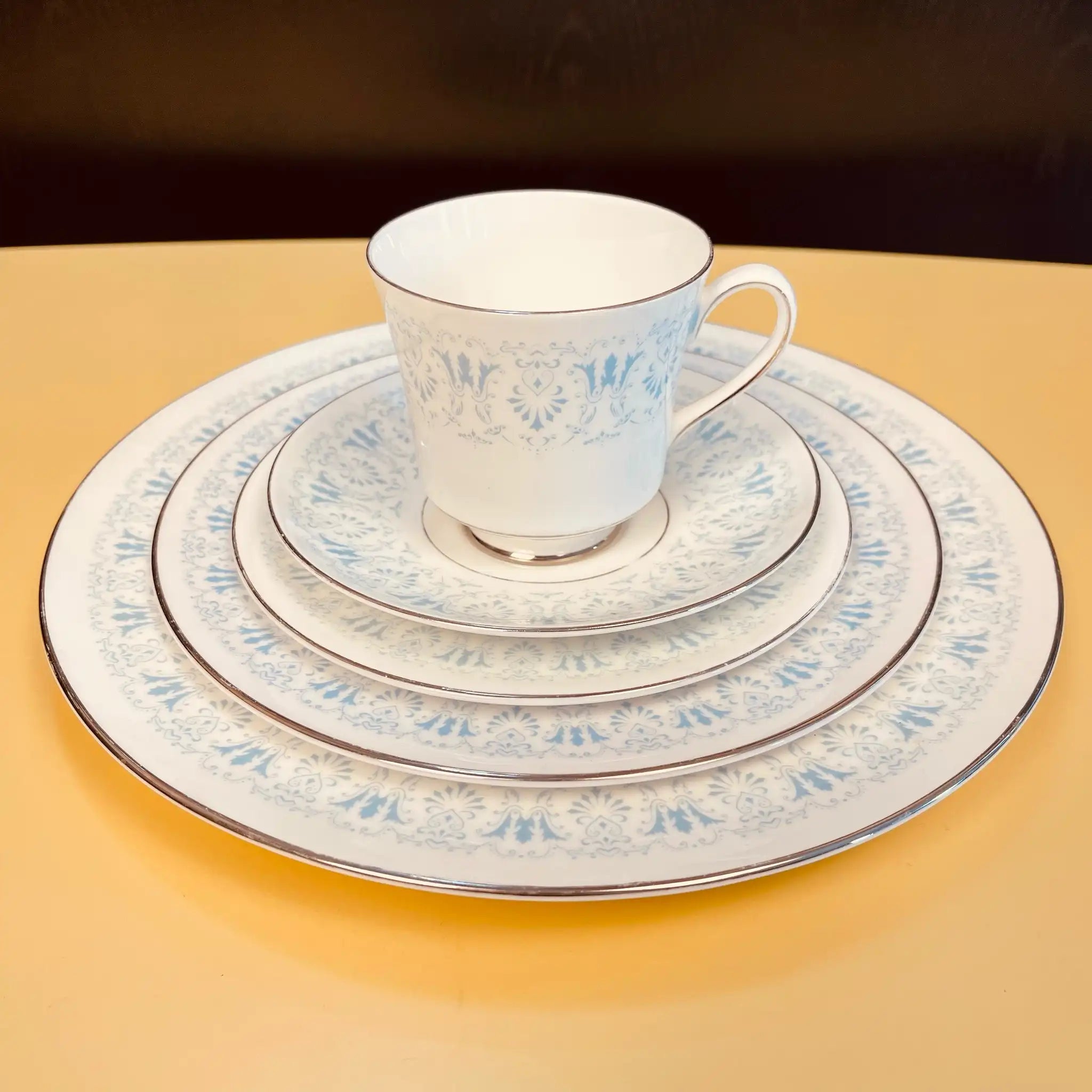 【アンティーク】プレート&ティーカップ5P Royal Chelsea(ロイヤル チェルシー) / DIADEM / Bone China / イギリス / /