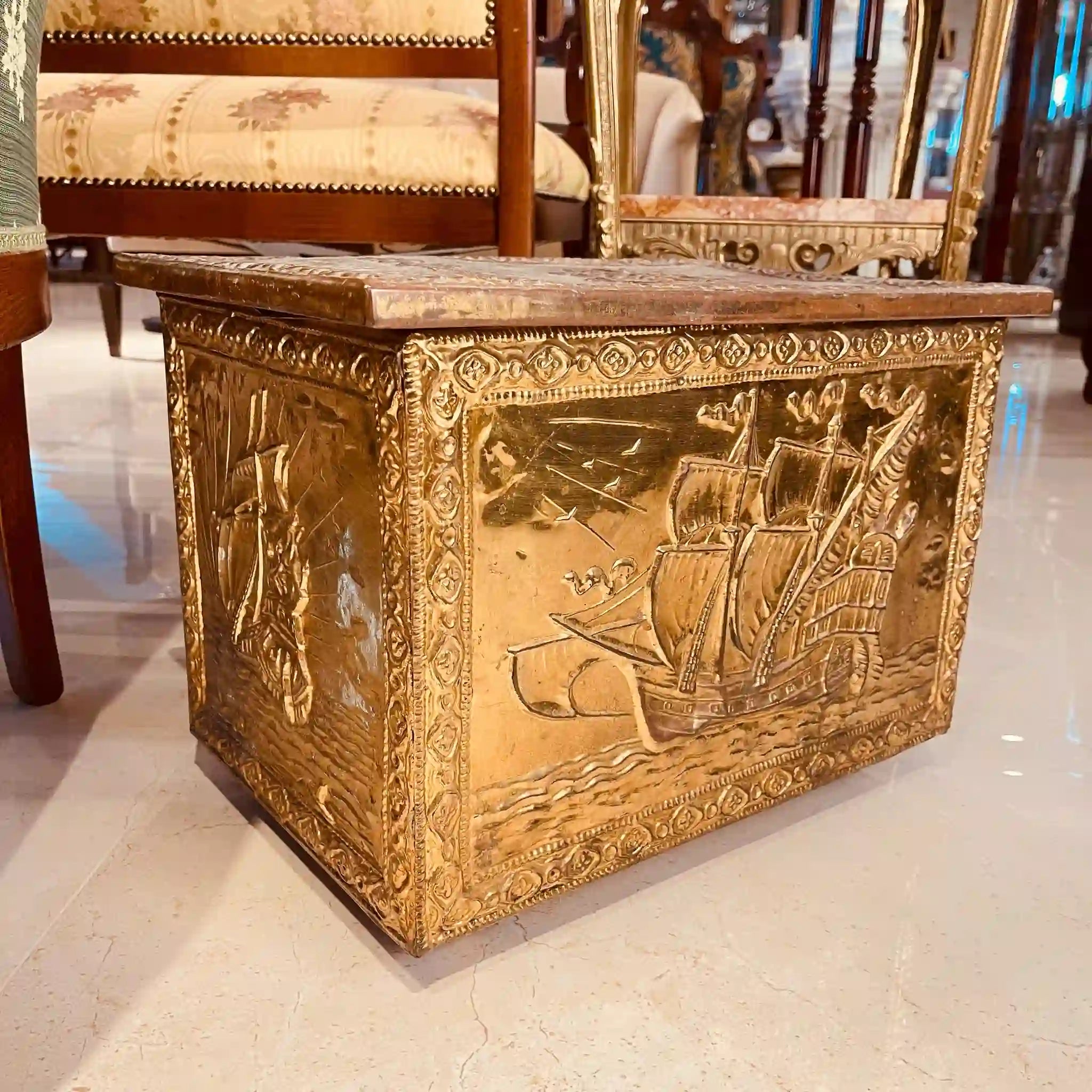 【アンティーク】 丸太箱 / 
 / イギリス