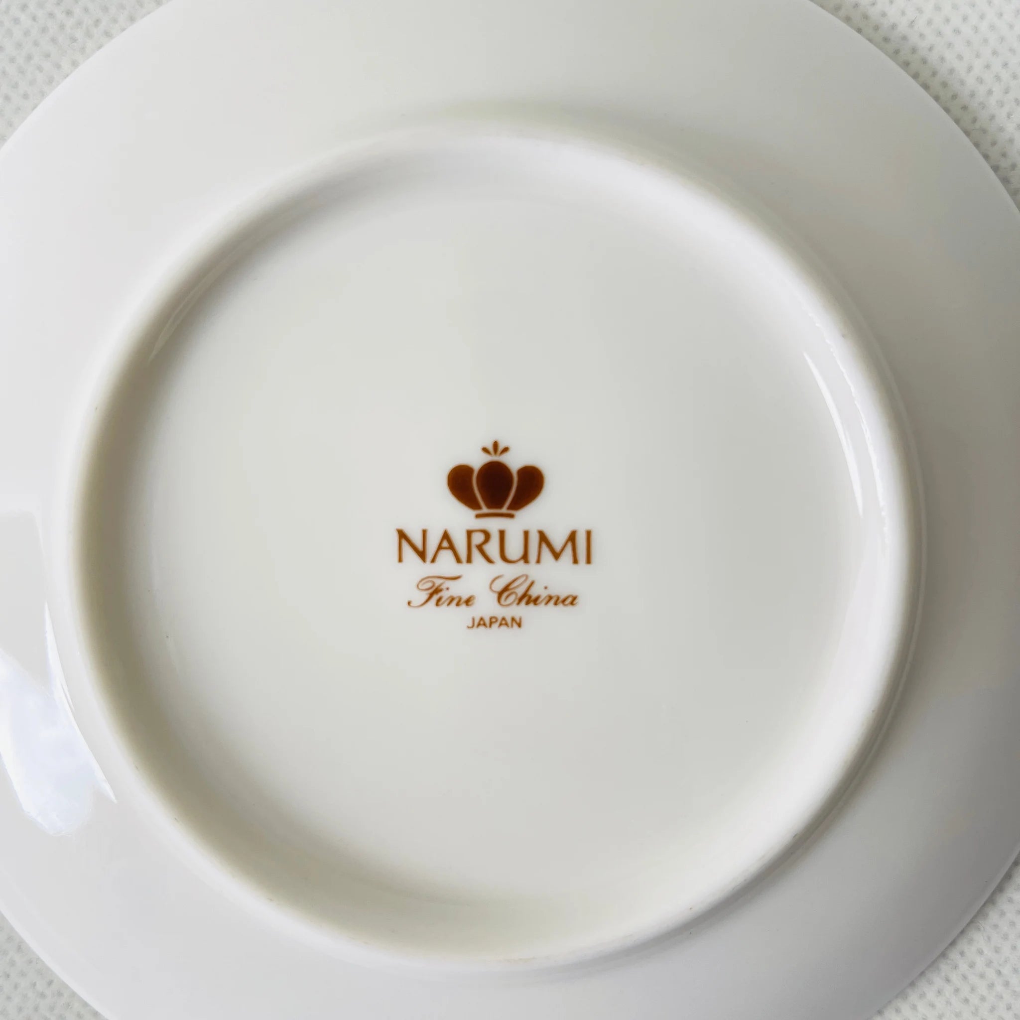 【リユース】プレート(皿) NARUMI(ナルミ) / Fine China